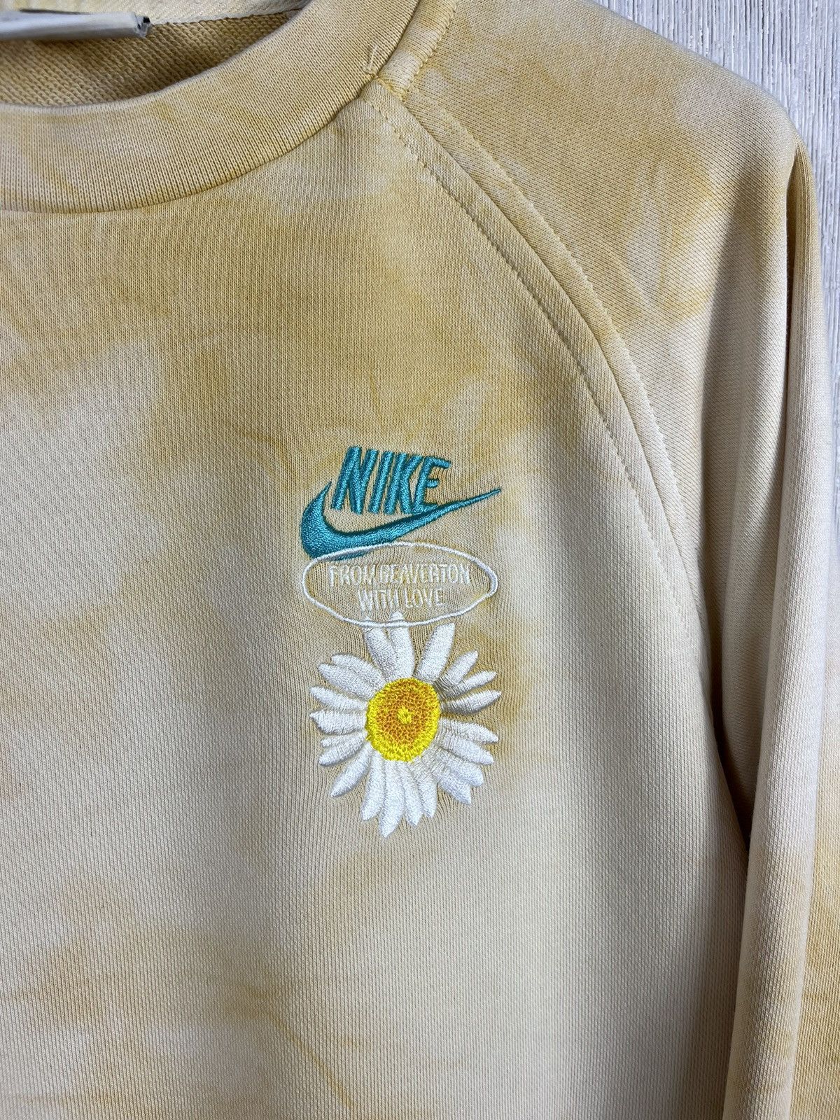 Nike Nike french terry tie dye crewneck sweatshirt daisy logo y2k Size US XS / EU 42 / 0 - 8 Thumbnail