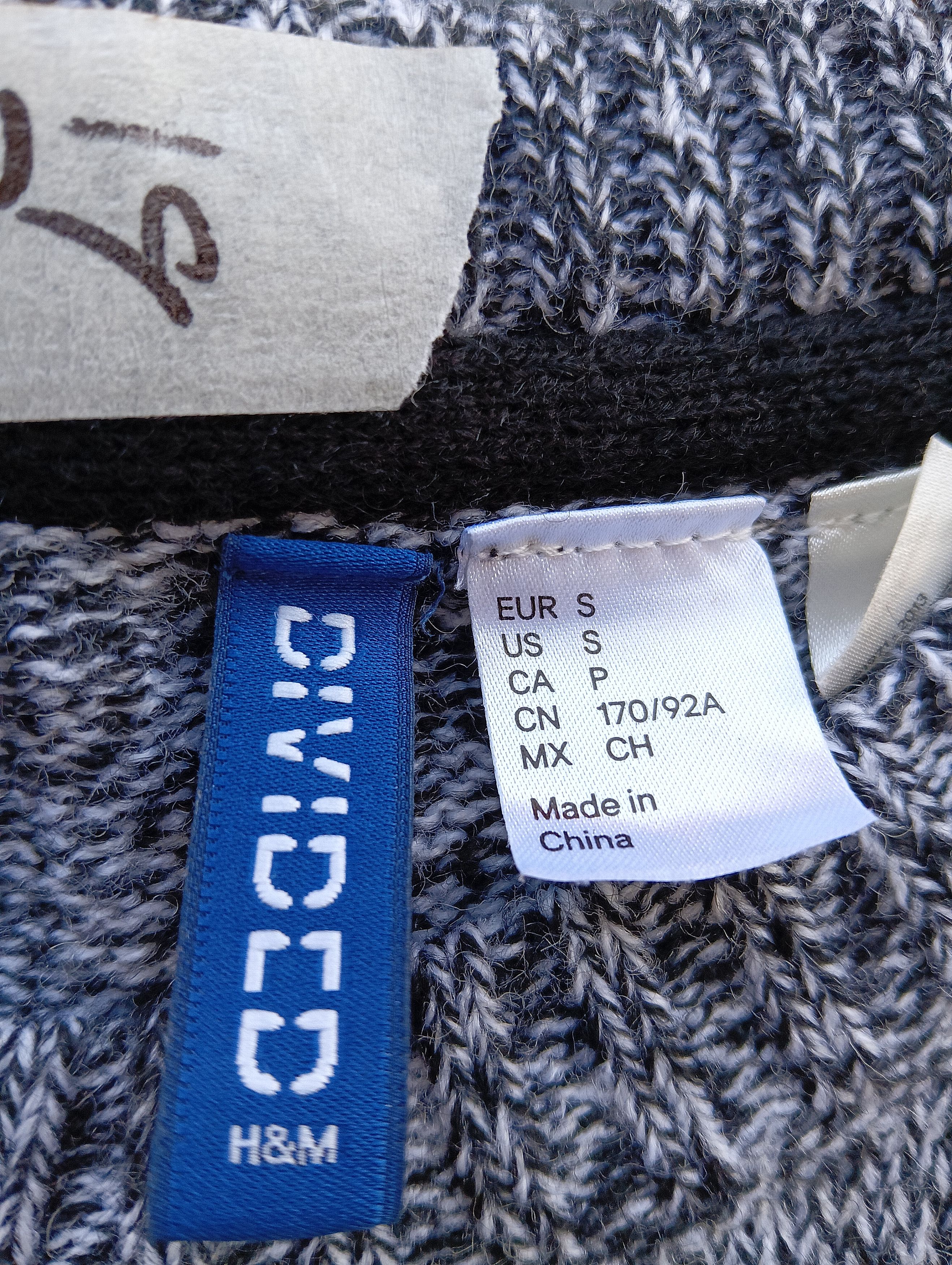 Divided smile big logo h&m sweater Size US M / EU 48-50 / 2 - 5 Thumbnail
