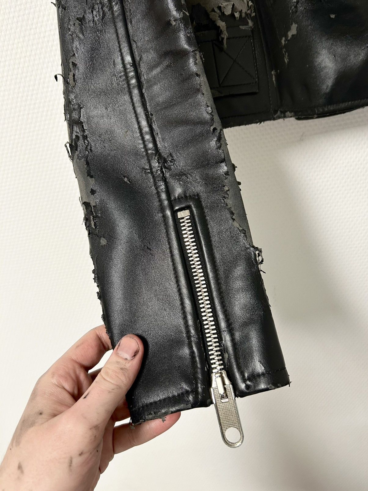 Balenciaga 2017 1/1 Sample Distressed Leather Biker Jacket Size US XS / EU 42 / 0 - 7 Thumbnail