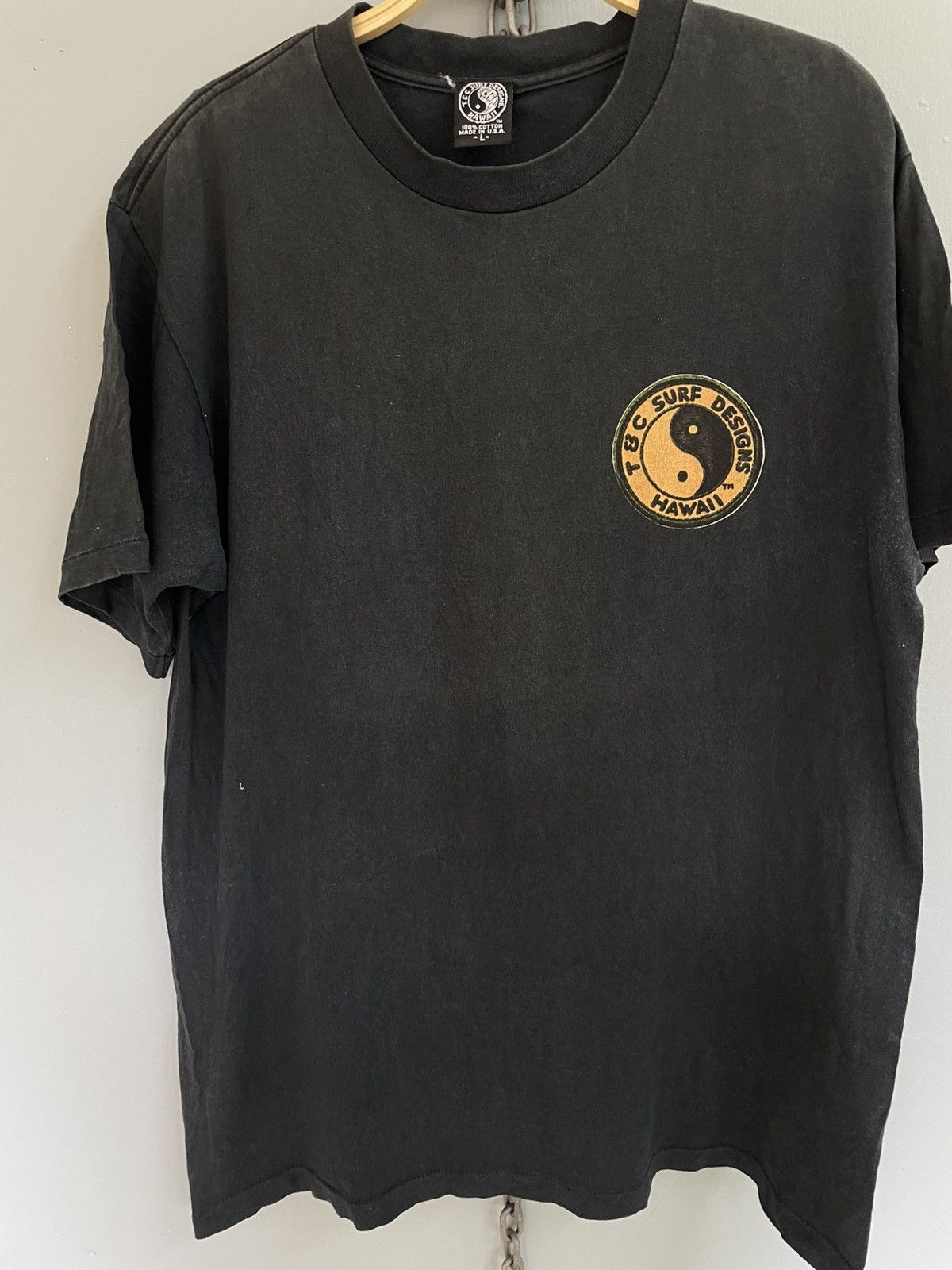 Vintage Vintage 90s T&C Surf Design Hawaii t shirt Size US L / EU 52-54 / 3 - 3 Thumbnail
