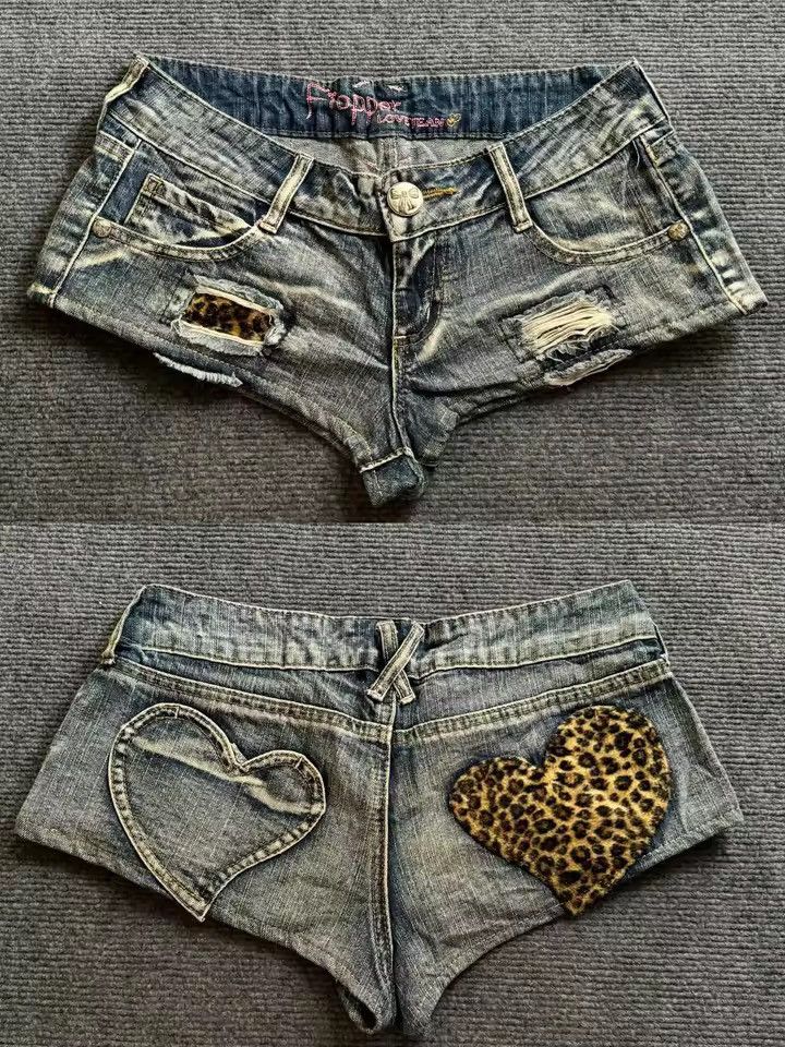 Vintage Y2K Washed Leopard Mini Low Rise Distressed Shorts Size 29" - 2 Thumbnail