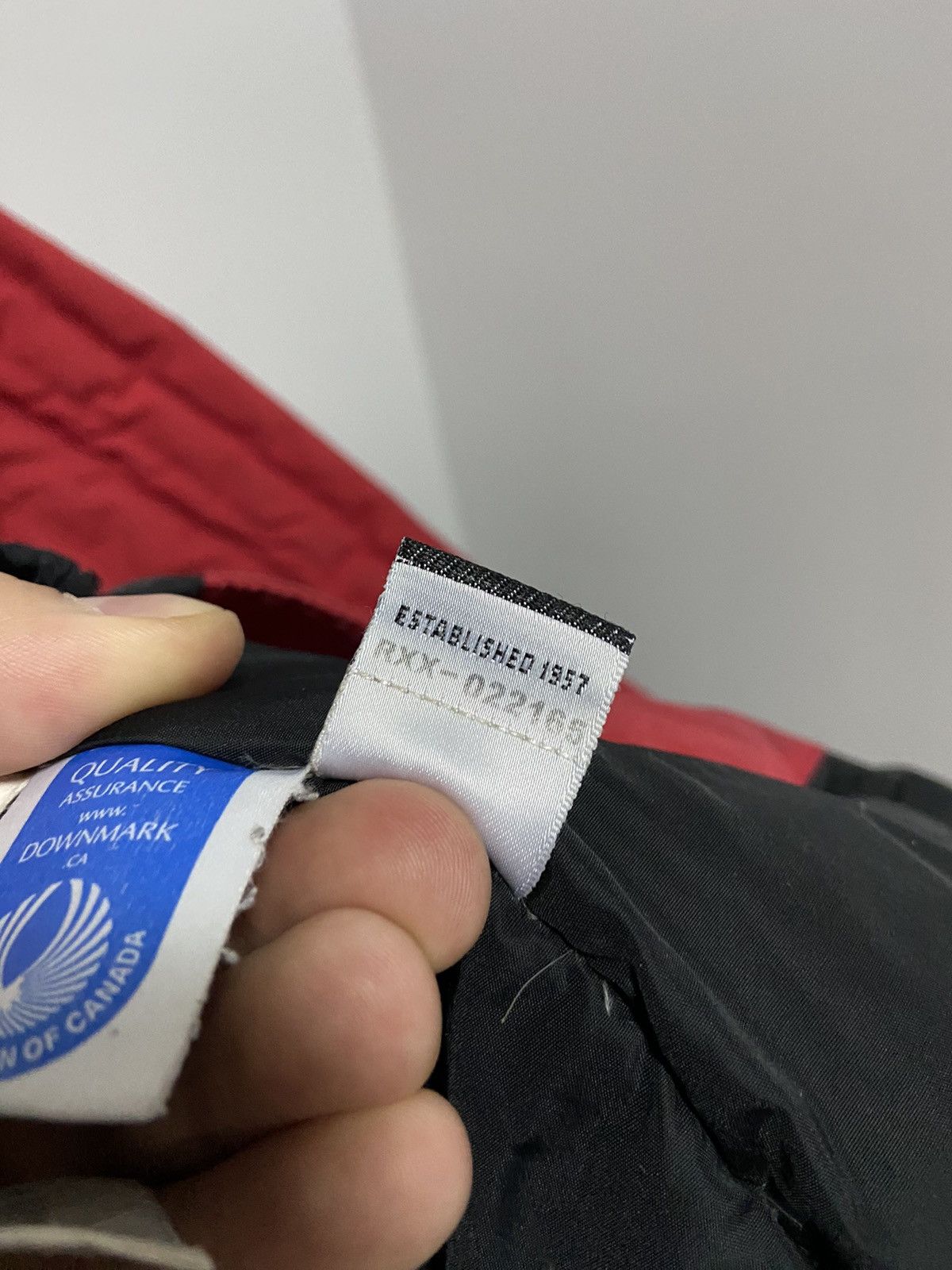 Canada Goose × Vintage Canada Goose expedition Jacket Hood fur Vintage Puffer Size M / US 6-8 / IT 42-44 - 13 Thumbnail