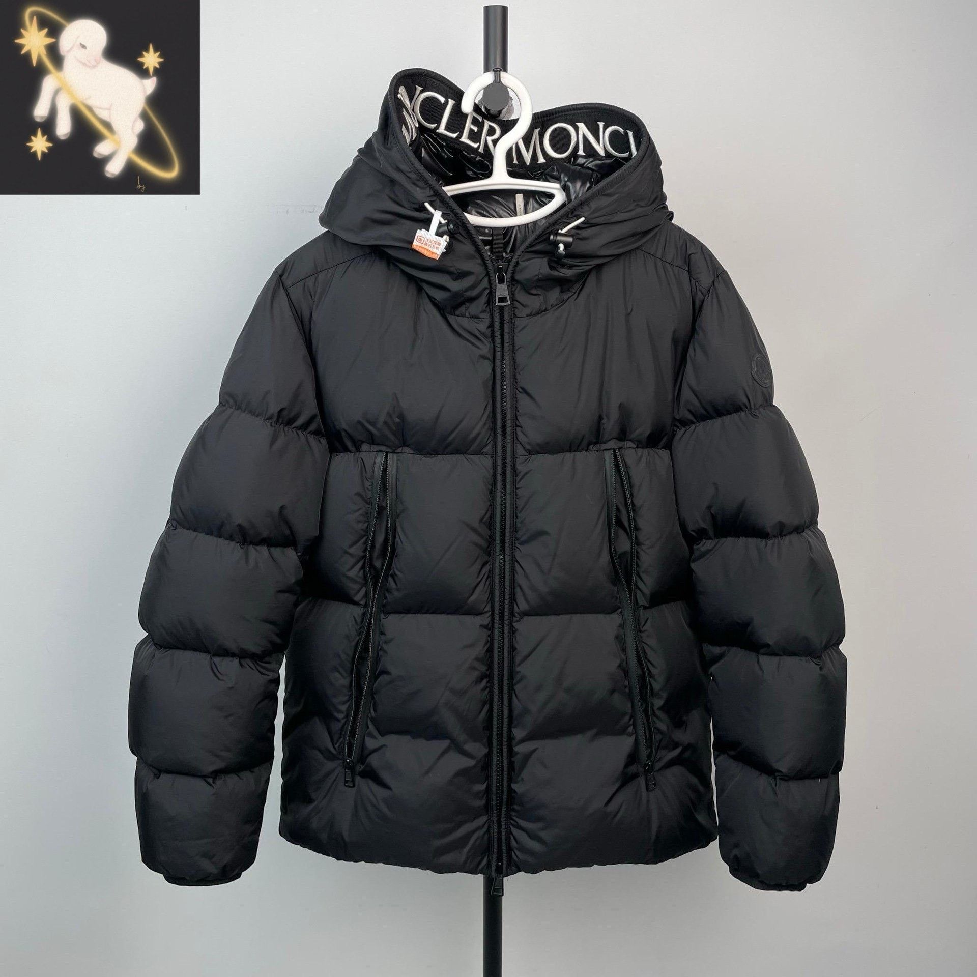 Moncler Moncler Embroidered Black Heavy Coat S Men Size US S / EU 44-46 / 1 - 1 Thumbnail