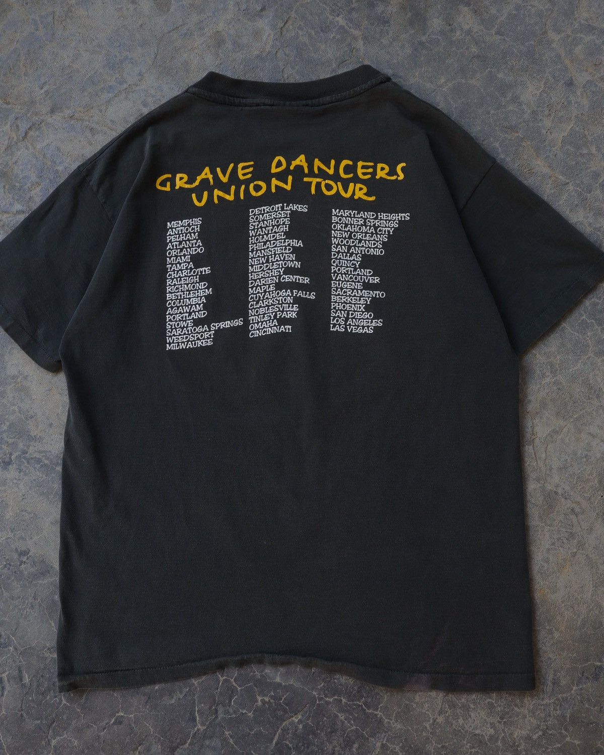 Band Tees × Vintage 90s Soul Asylum Grave Dancers Union Black Tour Tee - XL Size US XL / EU 56 / 4 - 3 Thumbnail