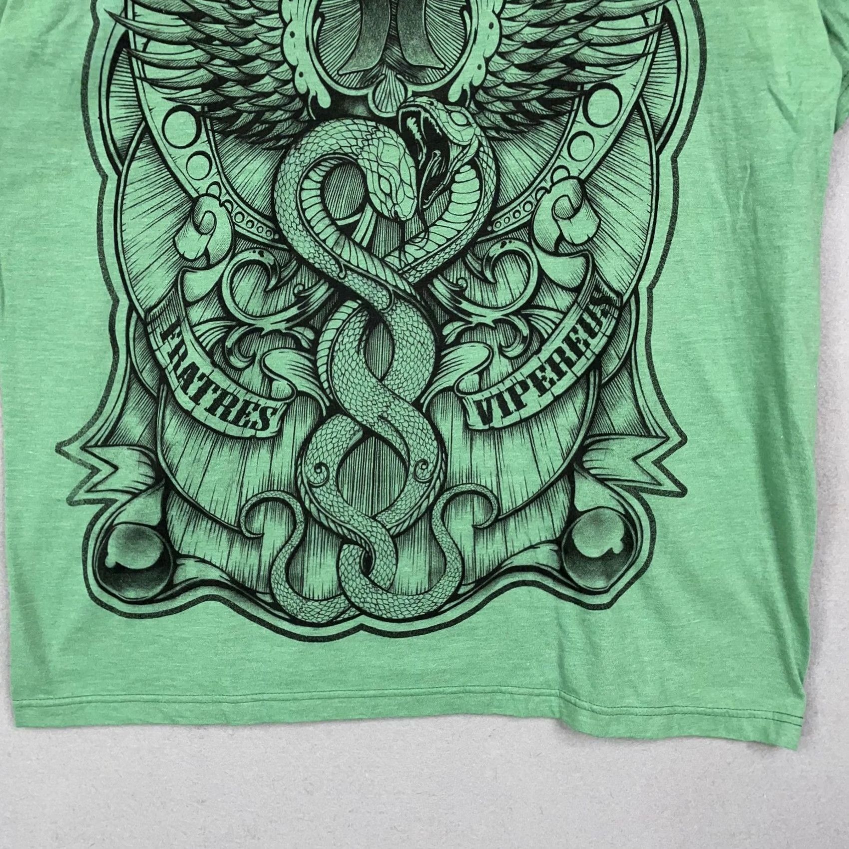 Hurley Hurley Shirt Mens XL Green Crewneck Snake Graphic Tee 90s Y2K Skater Cyber Goth Size US XL / EU 56 / 4 - 3 Thumbnail