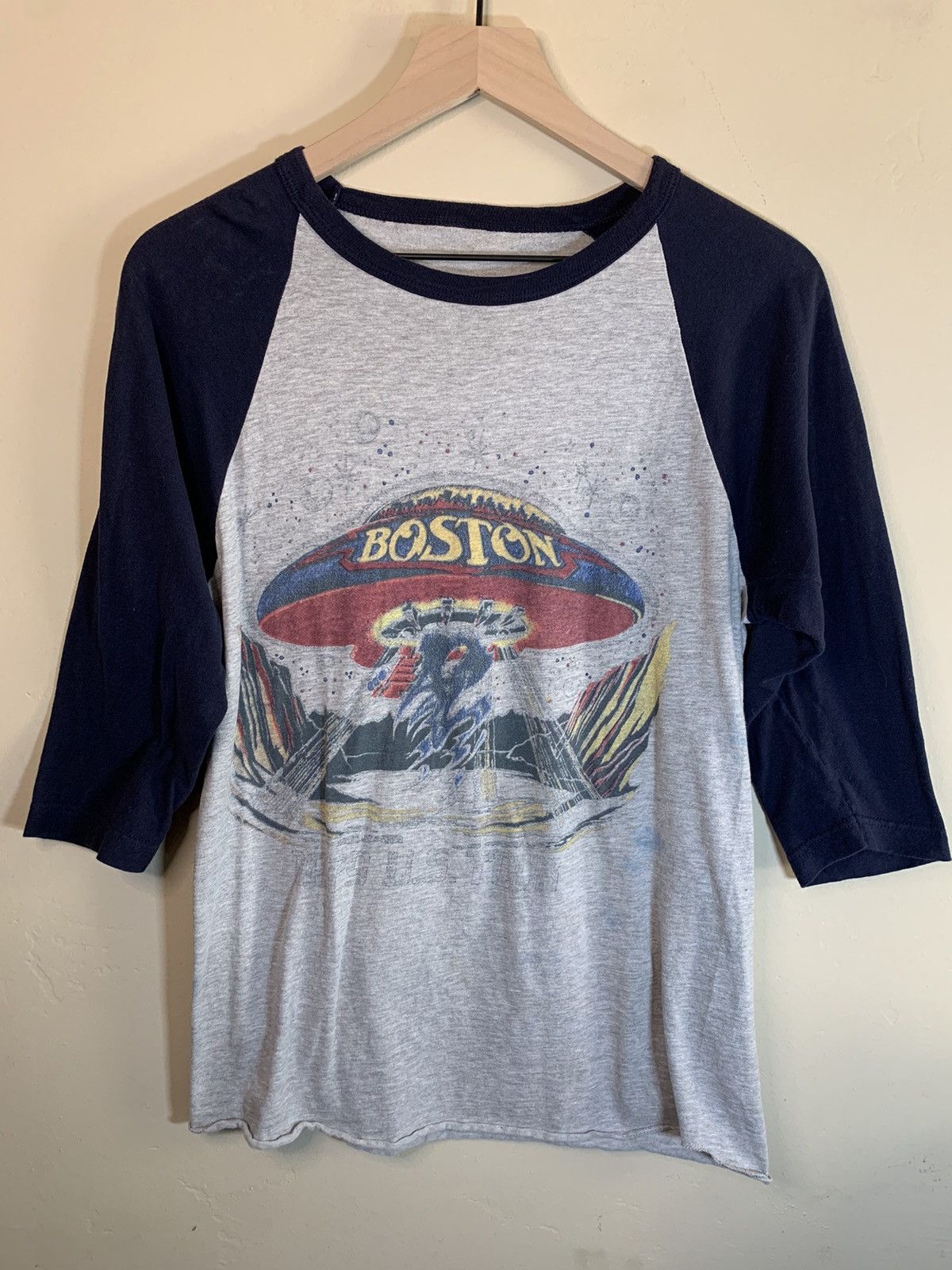 Band Tees × Vintage *RARE* Vintage 1979 Boston USA Tour Raglan Band Shirt Size US L / EU 52-54 / 3 - 1 Thumbnail