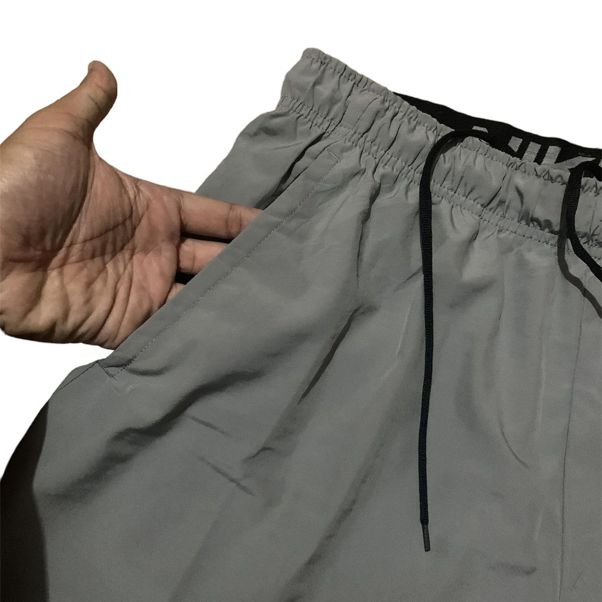 Nike Nike nylon pants Size US 34 / EU 50 - 3 Thumbnail