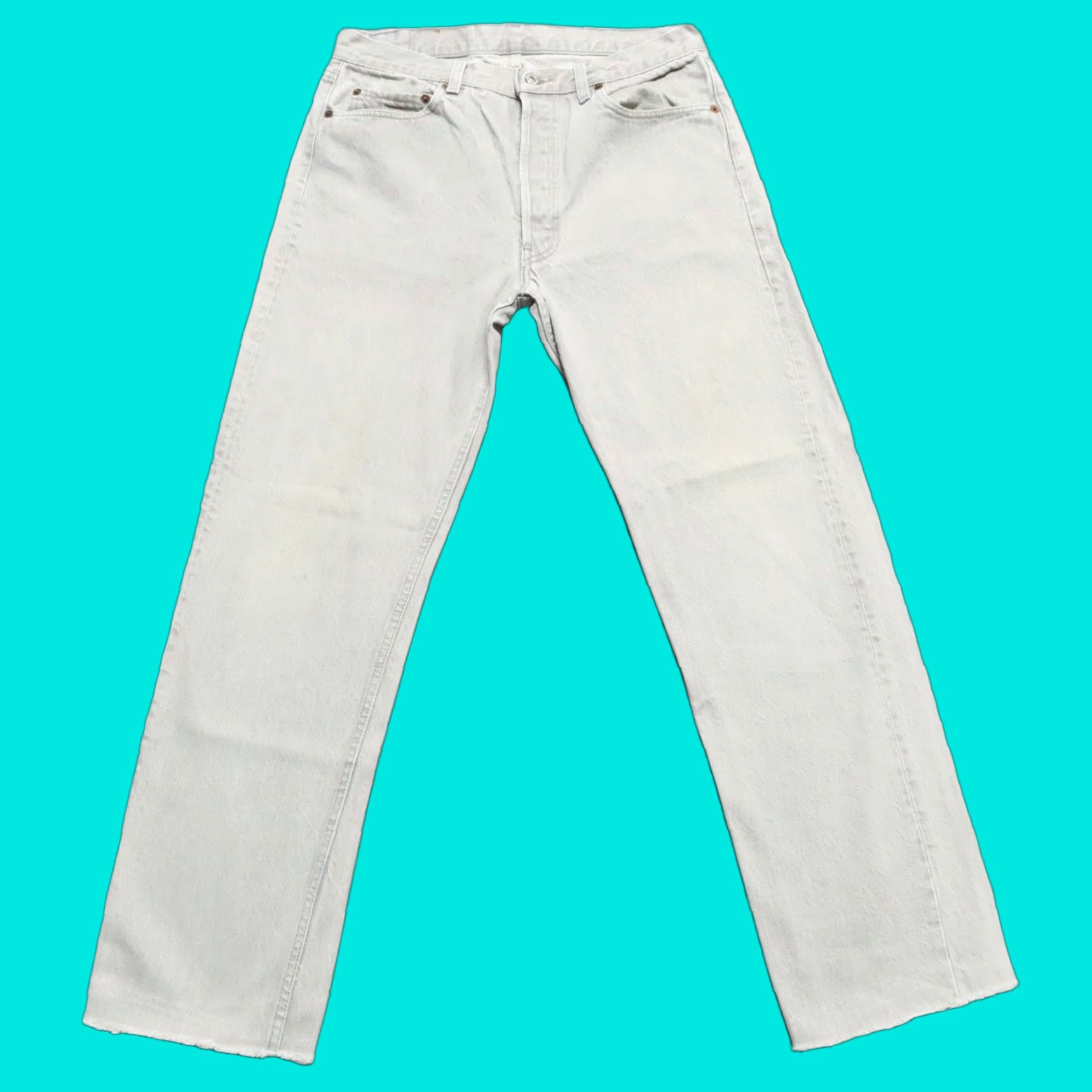 Denime VINTAGE Levis 501 Denim Jeans Mens 32 Grey USA Made 90s Size 32x30 1/2 Button Closure Size US 32 / EU 48 - 1 Thumbnail