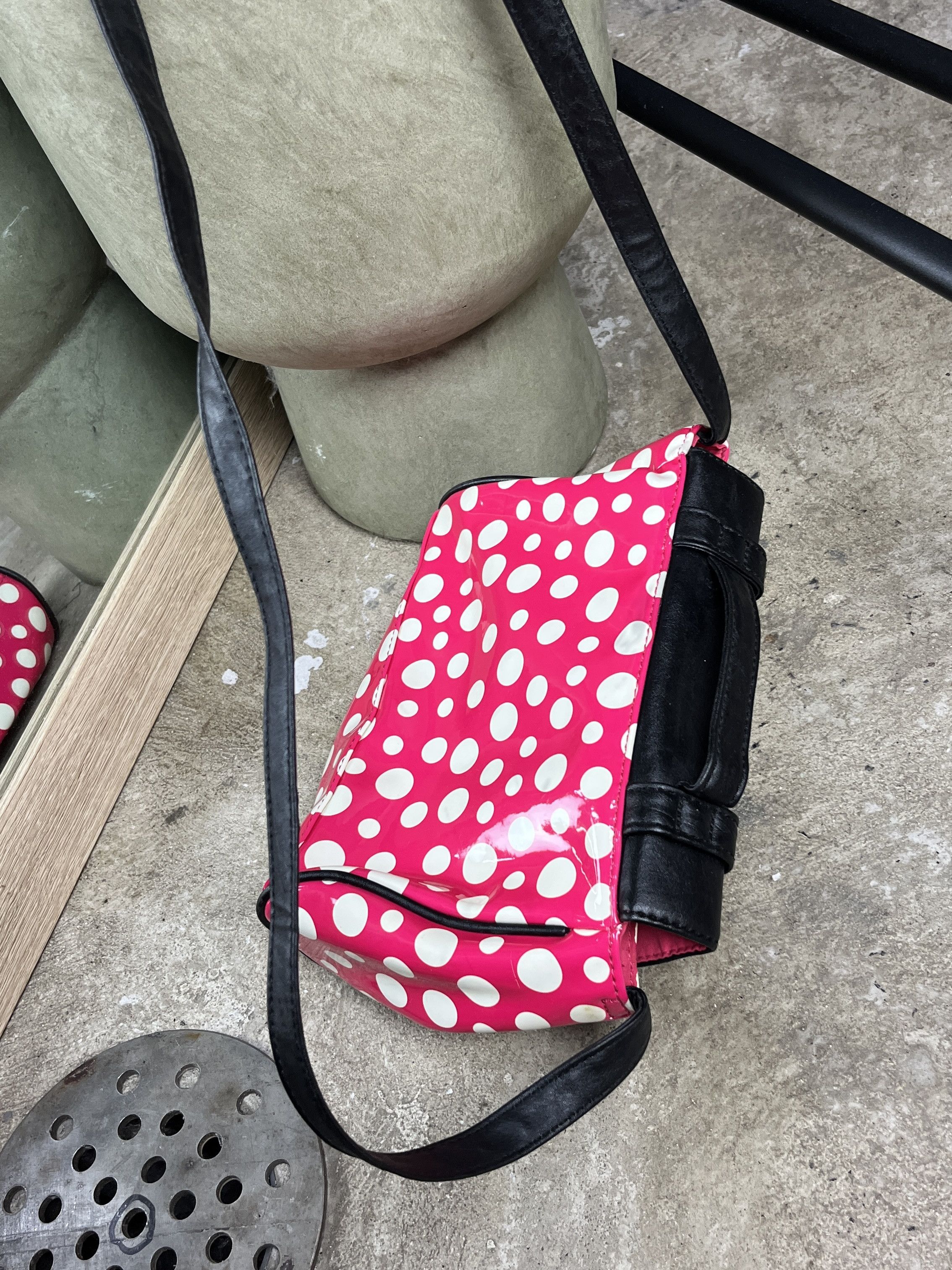 Vintage 2000s HELLO KITTY POLKA DOT SATCHEL BAG - № 6201 Size ONE SIZE - 5 Thumbnail
