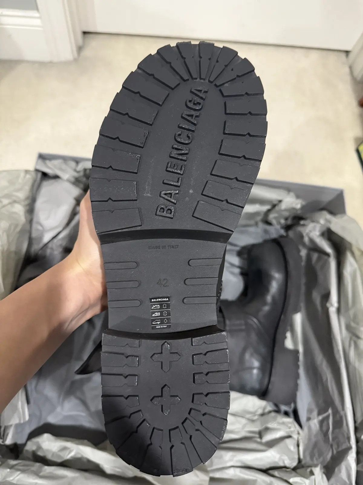 Balenciaga Balenciaga Venom Boots Mid Top Size US 9 / EU 42 - 6 Thumbnail