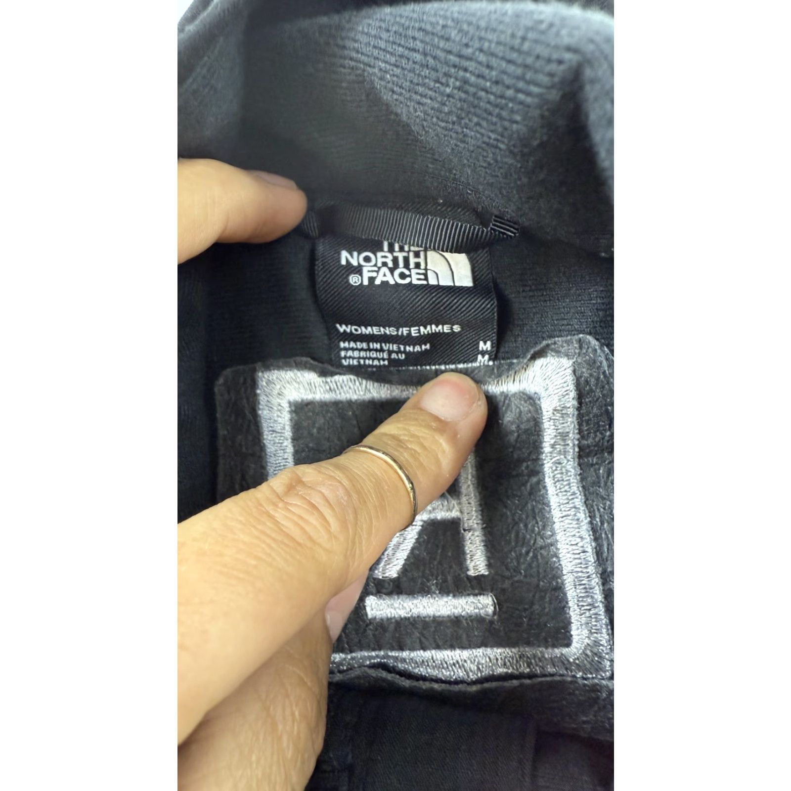 The North Face North Face Vest Softshell Womens Medium Zip Pockets Reliant Outdoors Hiking Size M / US 6-8 / IT 42-44 - 6 Thumbnail