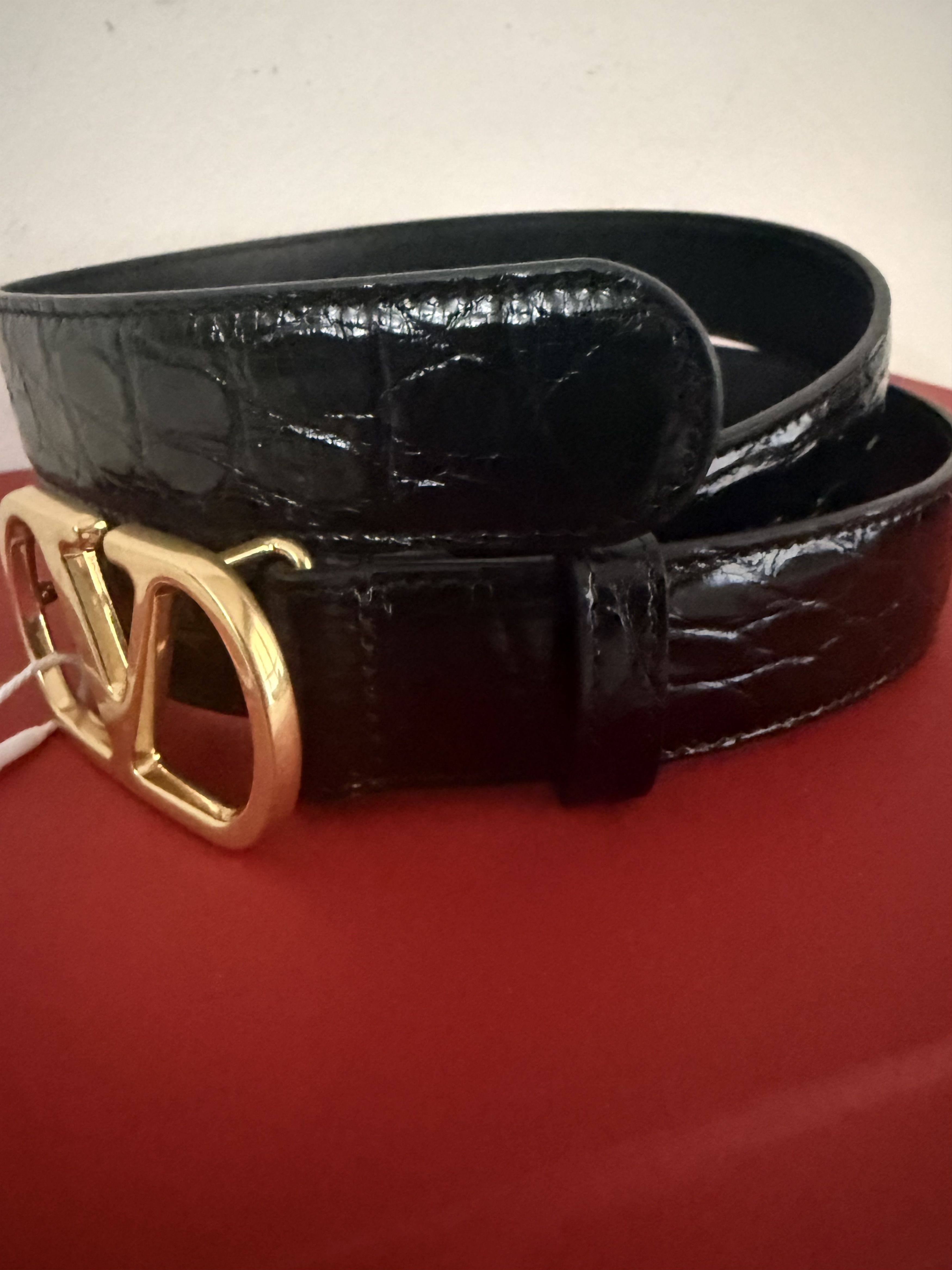 Valentino Crocodile Leather Valentino V-Logo Size 32 - 9 Thumbnail