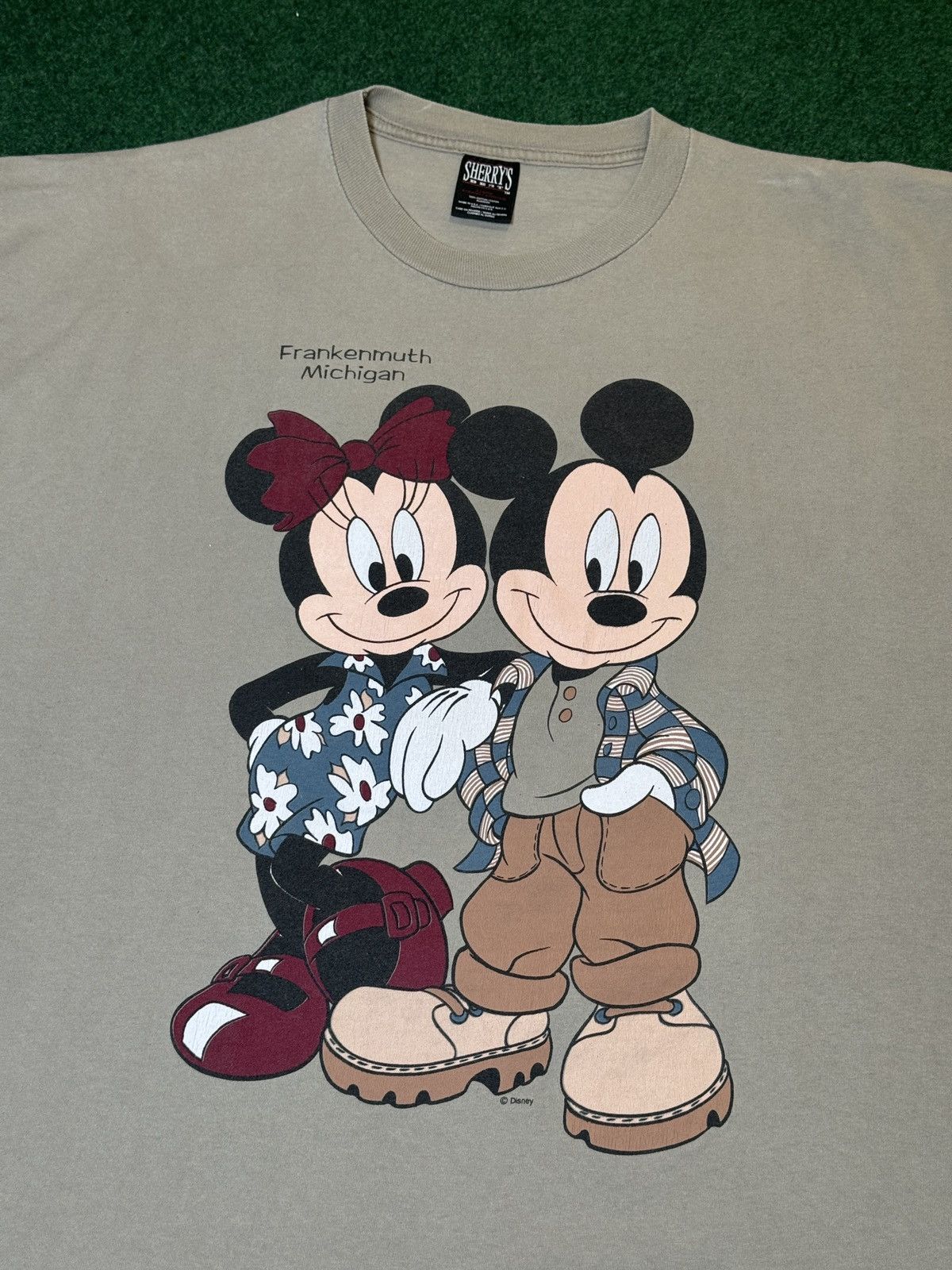 Disney × Vintage Vintage 90s Disney Hip Hop Mickey Minnie Mouse T Shirt Size US XL / EU 56 / 4 - 2 Thumbnail