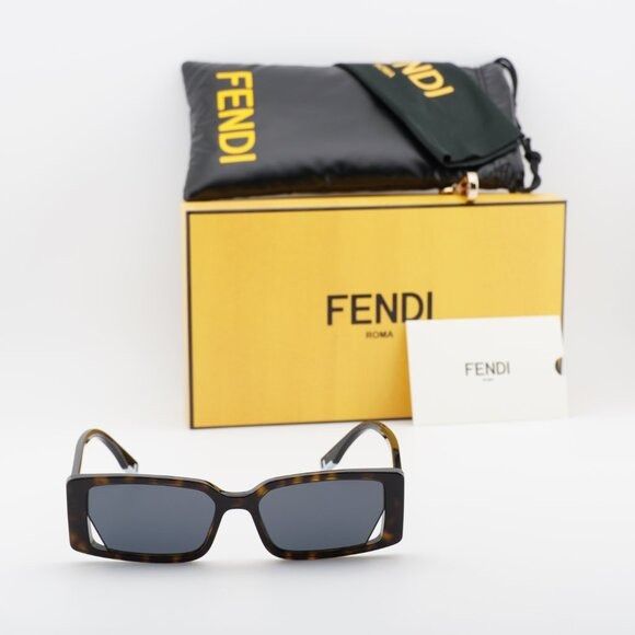 Fendi Fendi FE40164I 52A Sunglasses Havana Rectangle Frame, Grey Size ONE SIZE - 10 Thumbnail