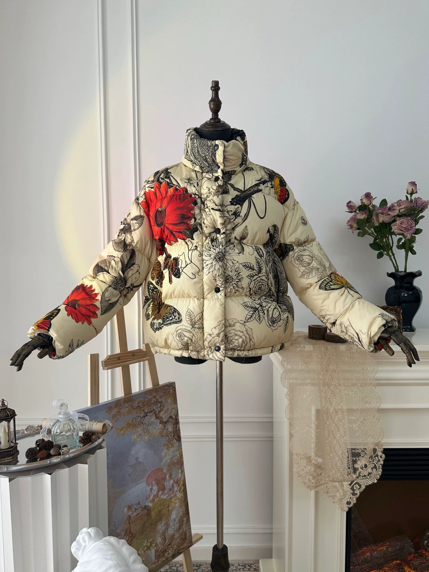 Moncler MONCLER Ink Floral Down Jacket Women's Beige 2 Size XXS / US 00 / IT 34 - 1 Thumbnail
