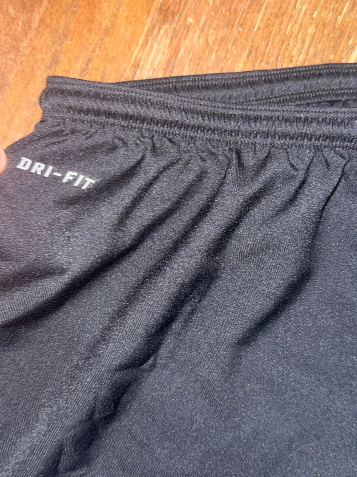 Nike Nike Dri-Fit Super Rare PSG FC Soccer Shorts Sz XL Athletic Size US 36 / EU 52 - 5 Thumbnail