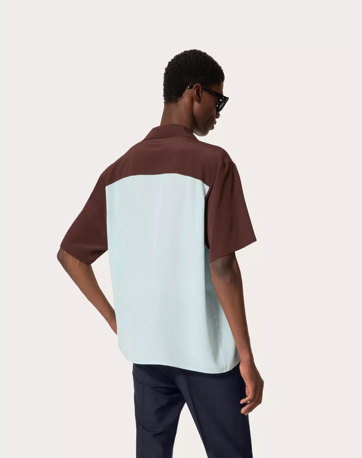 Valentino oc11z0725 Silk Bowling Shirt in White/Olive Green Size US M / EU 48-50 / 2 - 5 Thumbnail