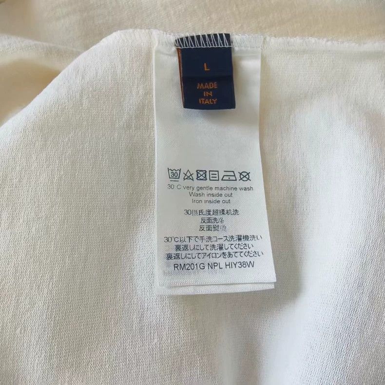Louis Vuitton Louis Vuitton White plane full logo short sleeve Size US L / EU 52-54 / 3 - 4 Thumbnail