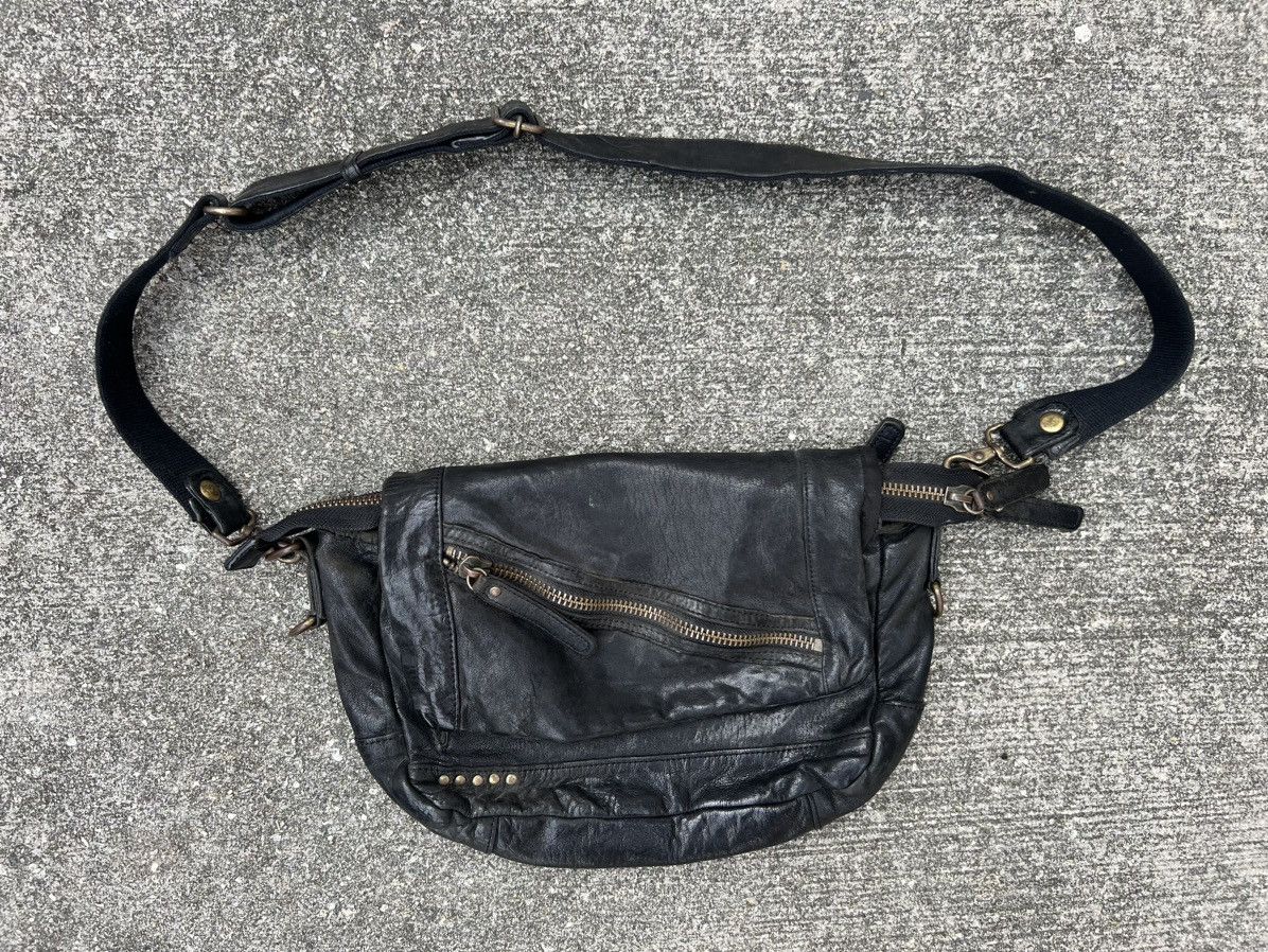 Creed × Japanese Brand Creed Japan Black Patina Leather Sling Bag Size ONE SIZE - 9 Thumbnail