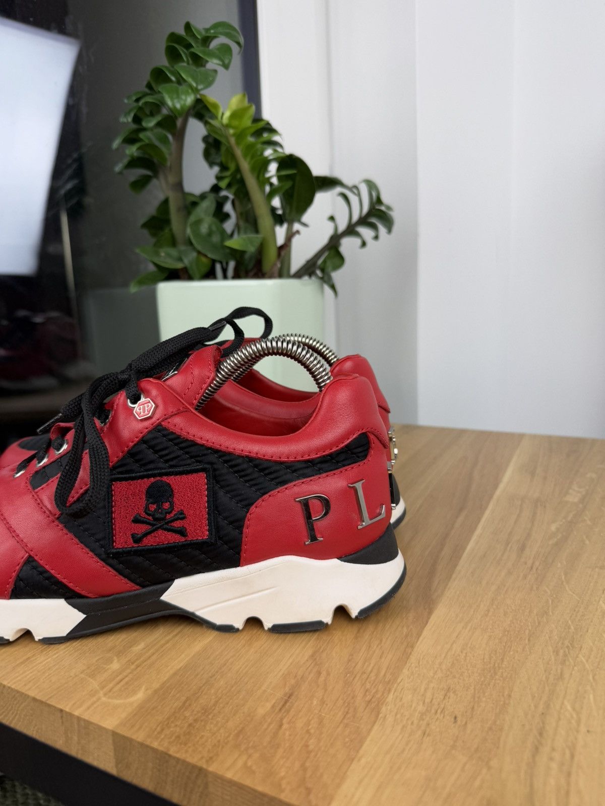 Philipp Plein Philipp Plein Top Skull Sneakers Size US 8 / EU 41 - 2 Thumbnail