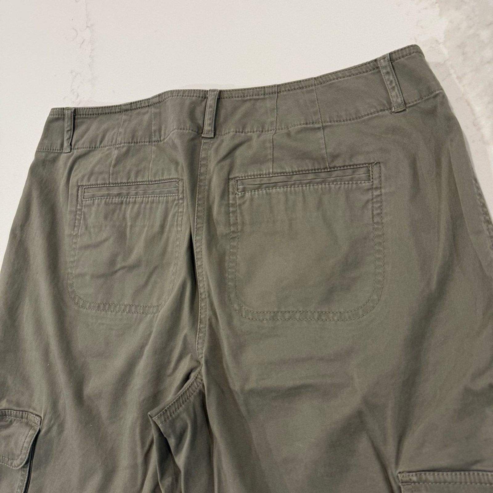 J. Jill J. Jill Chino Cargo Pants StraightLeg Womens 6 Stretch Olive Size 28" / US 6 / IT 42 - 6 Thumbnail