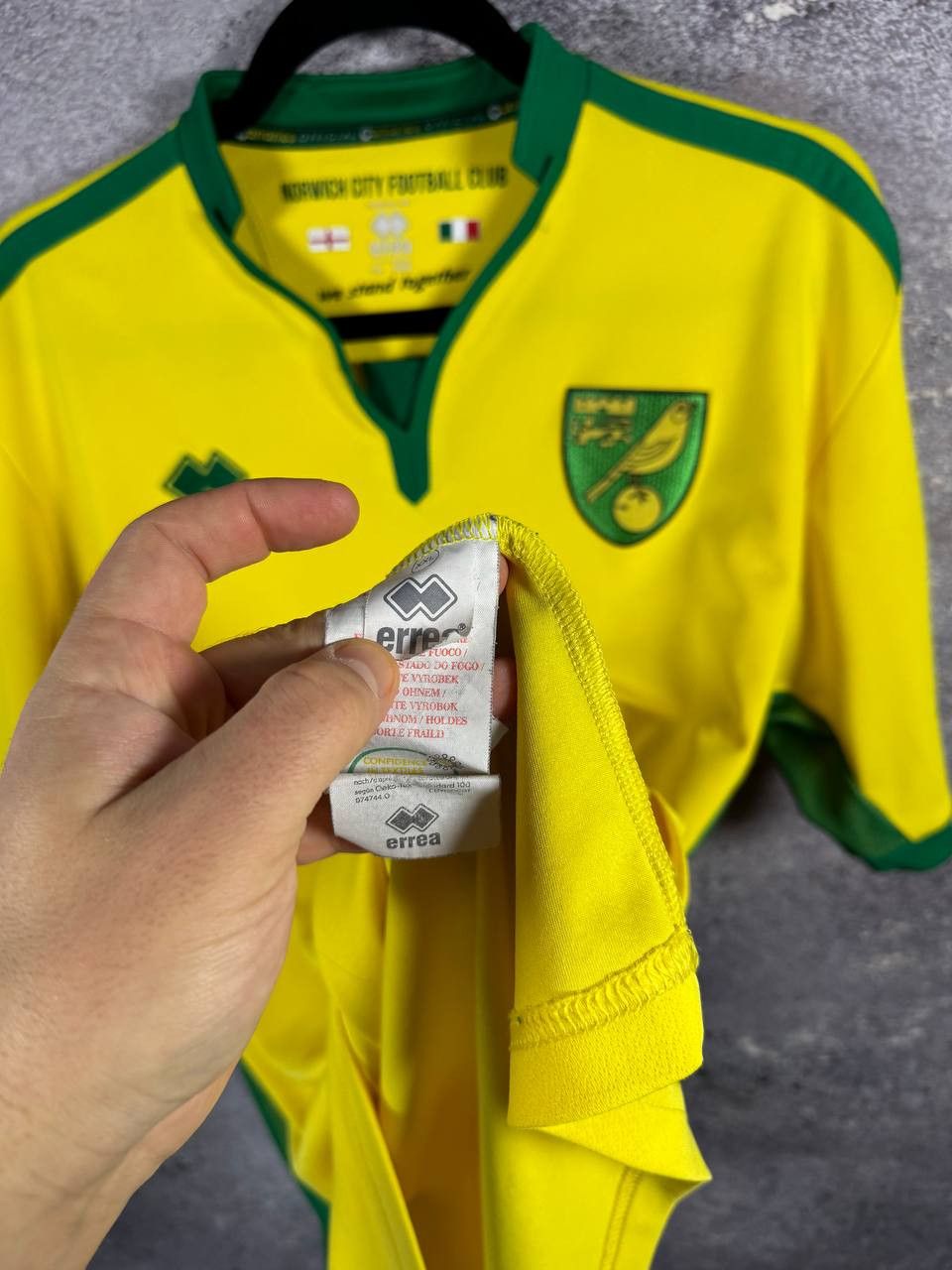 Errea × Vintage Vintage Norwich City 2016/17 Errea Soccer Jersey Size US XXL / EU 58 / 5 - 11 Thumbnail