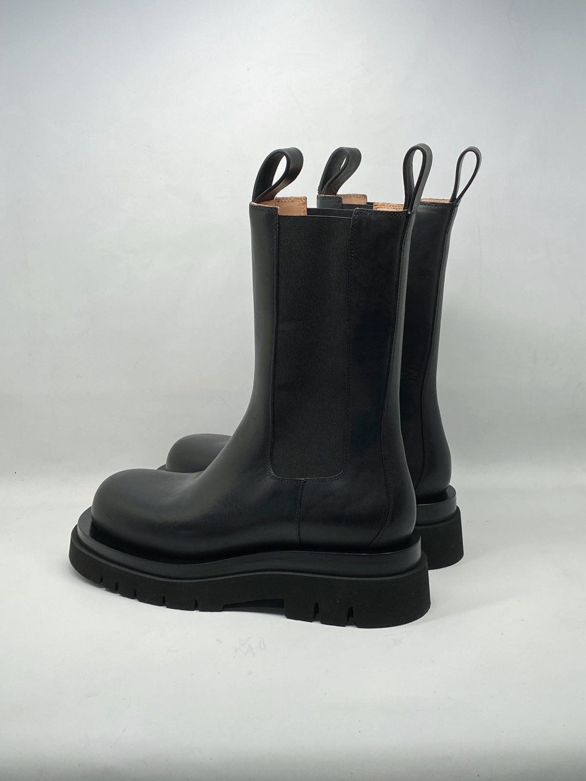 Bottega Veneta Bottega Veneta Lug Sole Leather Boots size 39.5 Size US 9.5 / IT 39.5 - 8 Thumbnail