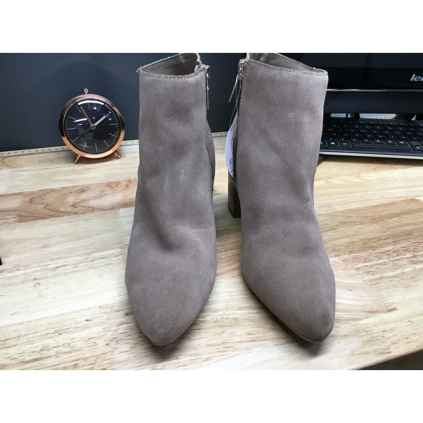 Other Blondo Tassel Ankle Boots Women 7 Taupe Cow Suede Side Zip Size US 7 / IT 37 - 1 Thumbnail