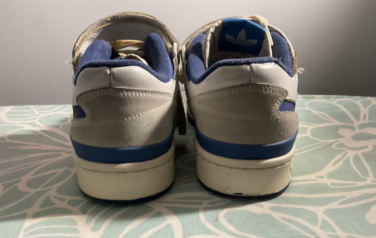 Adidas Adidas Forum Low Trainers Size US 9 / EU 42 - 5 Thumbnail