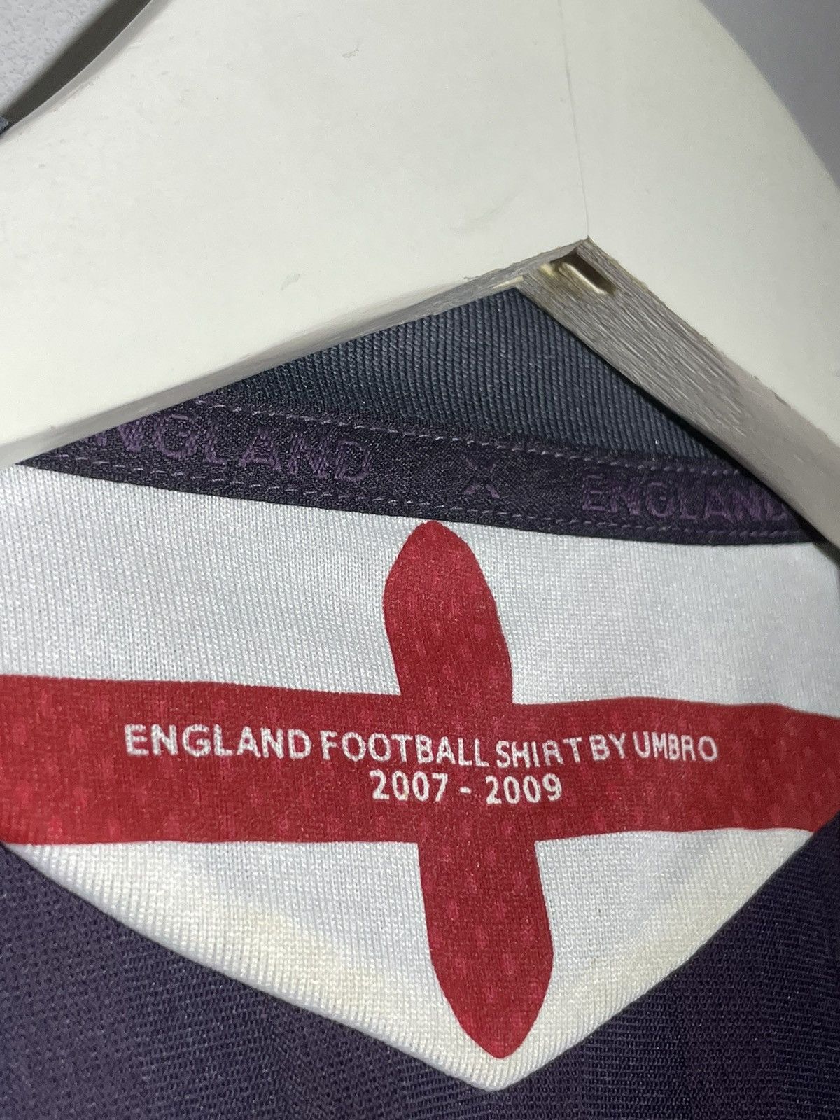 Umbro England Goalkeeper Umbro 2008 Home Y2k Football Shirt Size US M / EU 48-50 / 2 - 12 Thumbnail