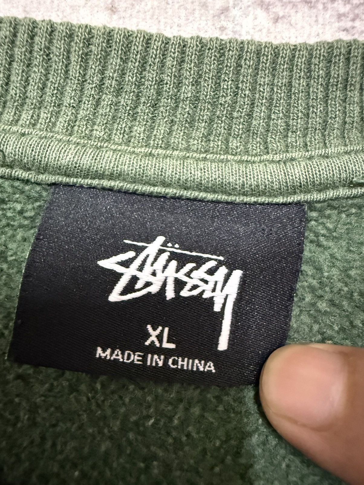 Stussy Stussy Emdroidery Center Logo Distressed Sweatshirt Size US XL / EU 56 / 4 - 8 Thumbnail