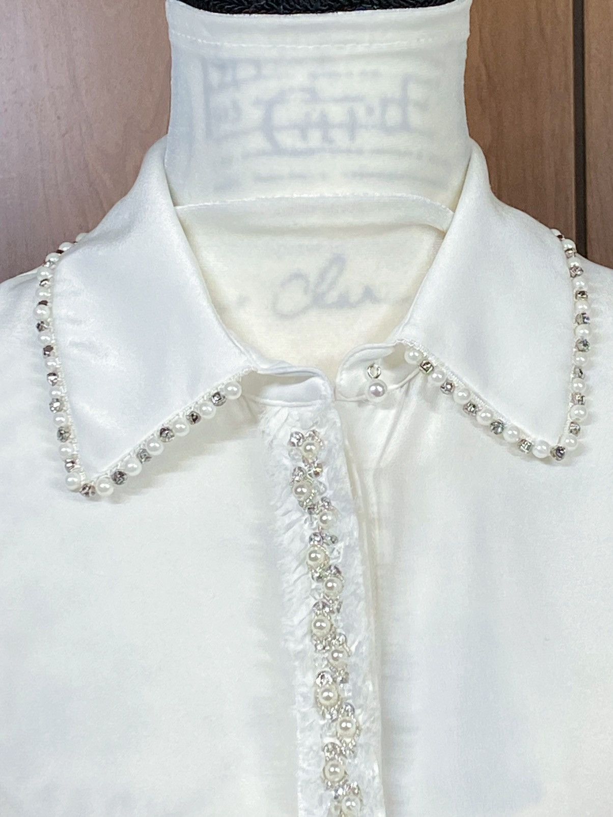 Alice + Olivia alice + olivia beaded silk blouse size M Size M / US 6-8 / IT 42-44 - 9 Thumbnail