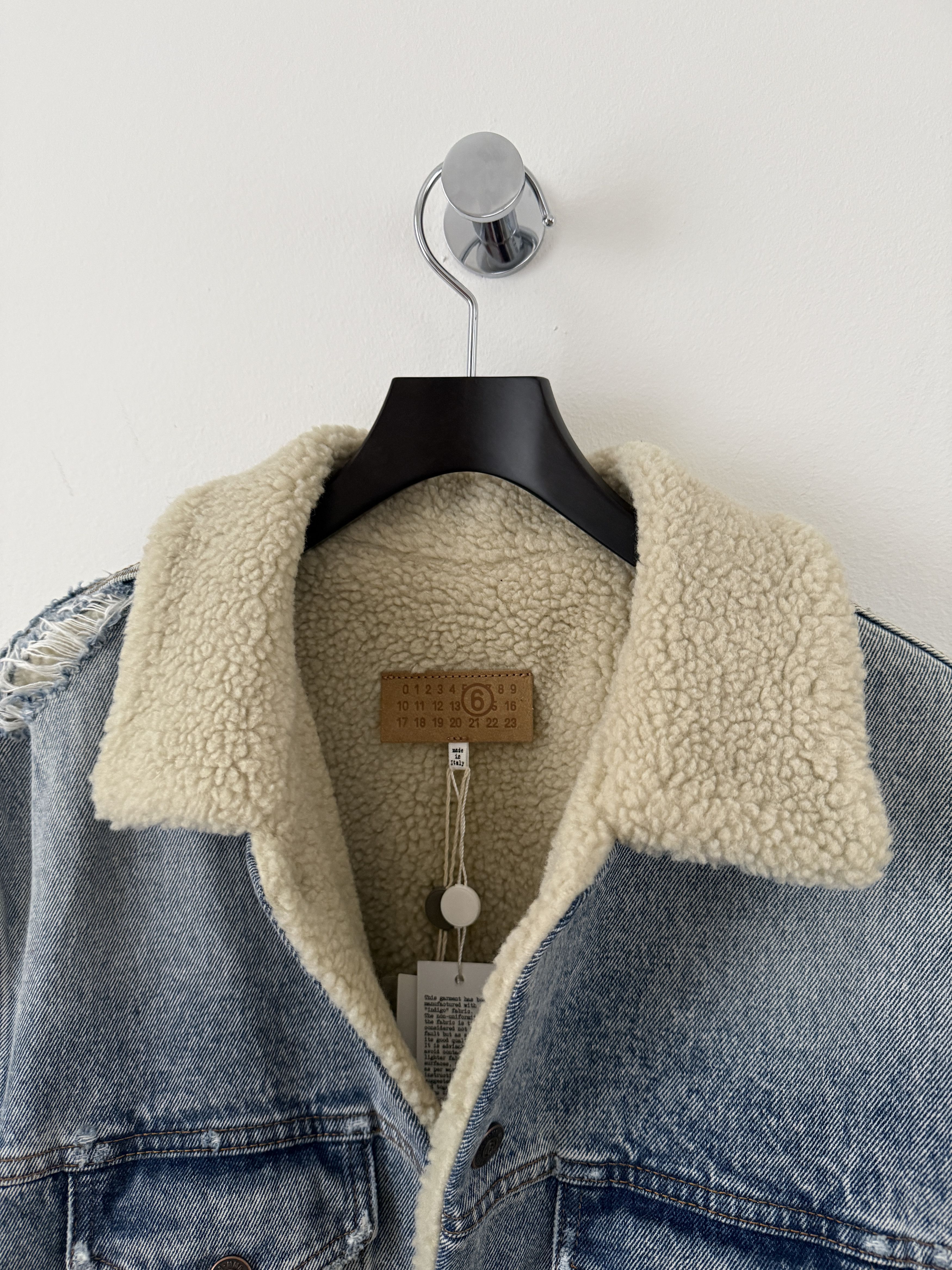 MM6 Distressed Denim Shearling Jacket Size US S / EU 44-46 / 1 - 7 Thumbnail