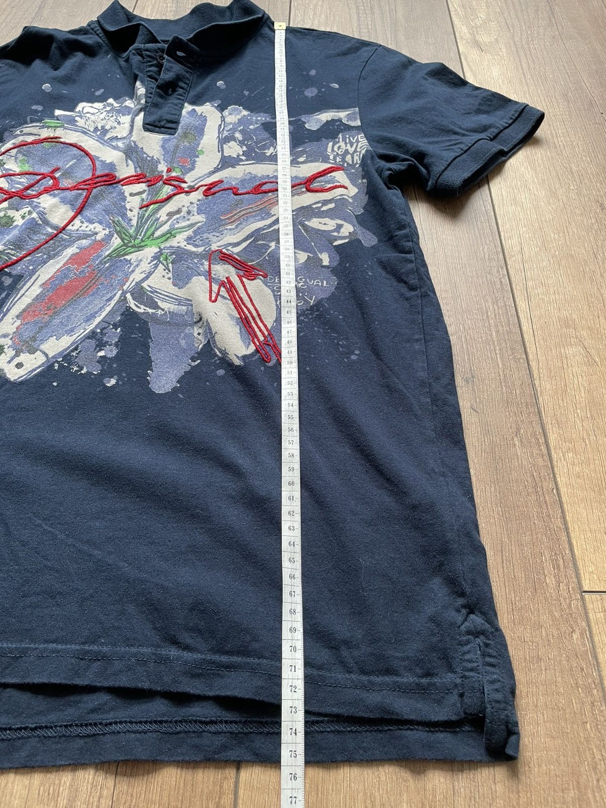 Desigual Desigual polo size L Size US L / EU 52-54 / 3 - 5 Thumbnail