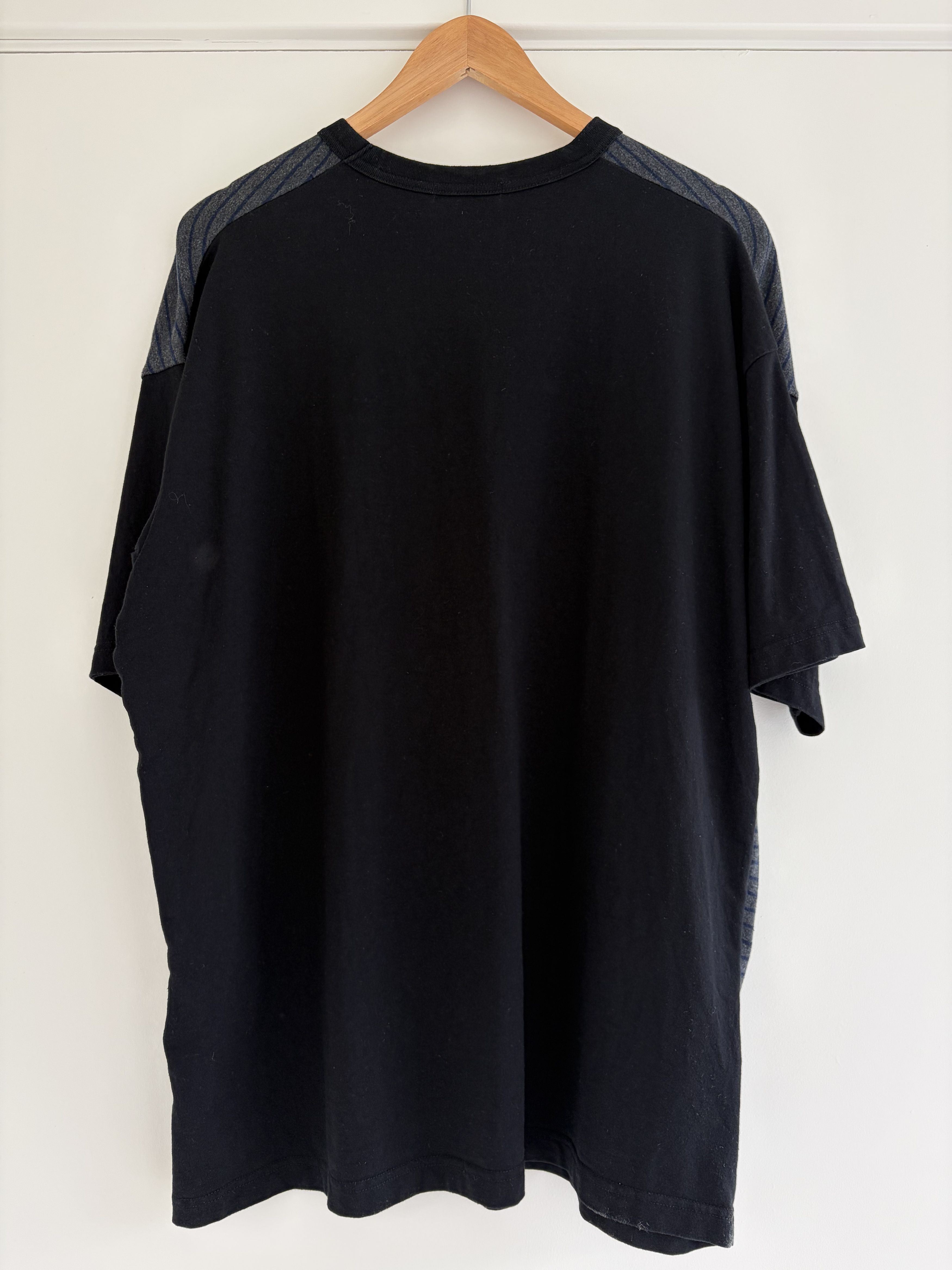 Comme des Garcons Homme Comme des Garçons Homme striped panelled T-shirt Size L Size US L / EU 52-54 / 3 - 3 Thumbnail