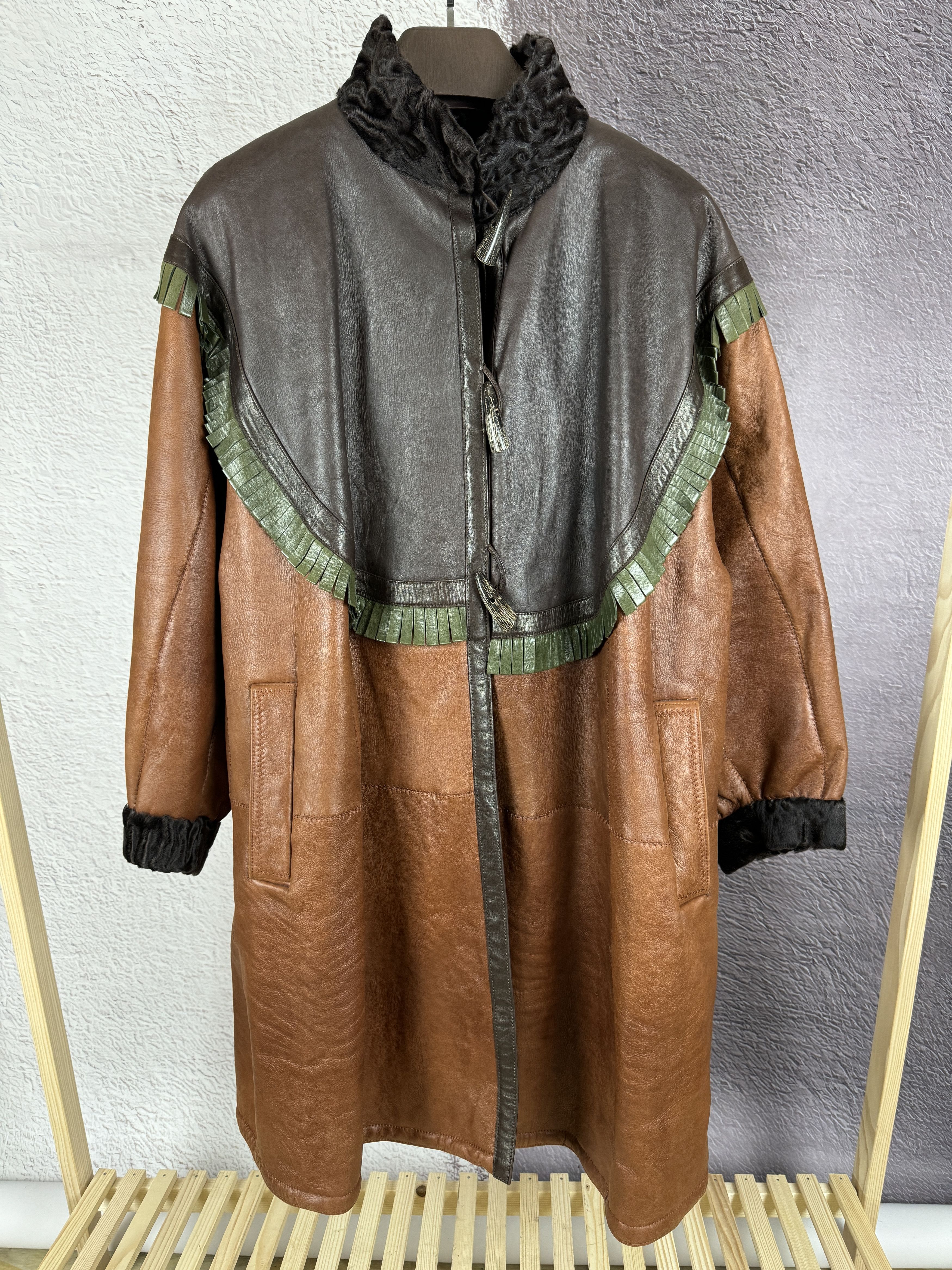 Yves Saint Laurent Yves Saint Laurent fourrures vintage 80s leather fur coat Size M / US 6-8 / IT 42-44 - 4 Thumbnail