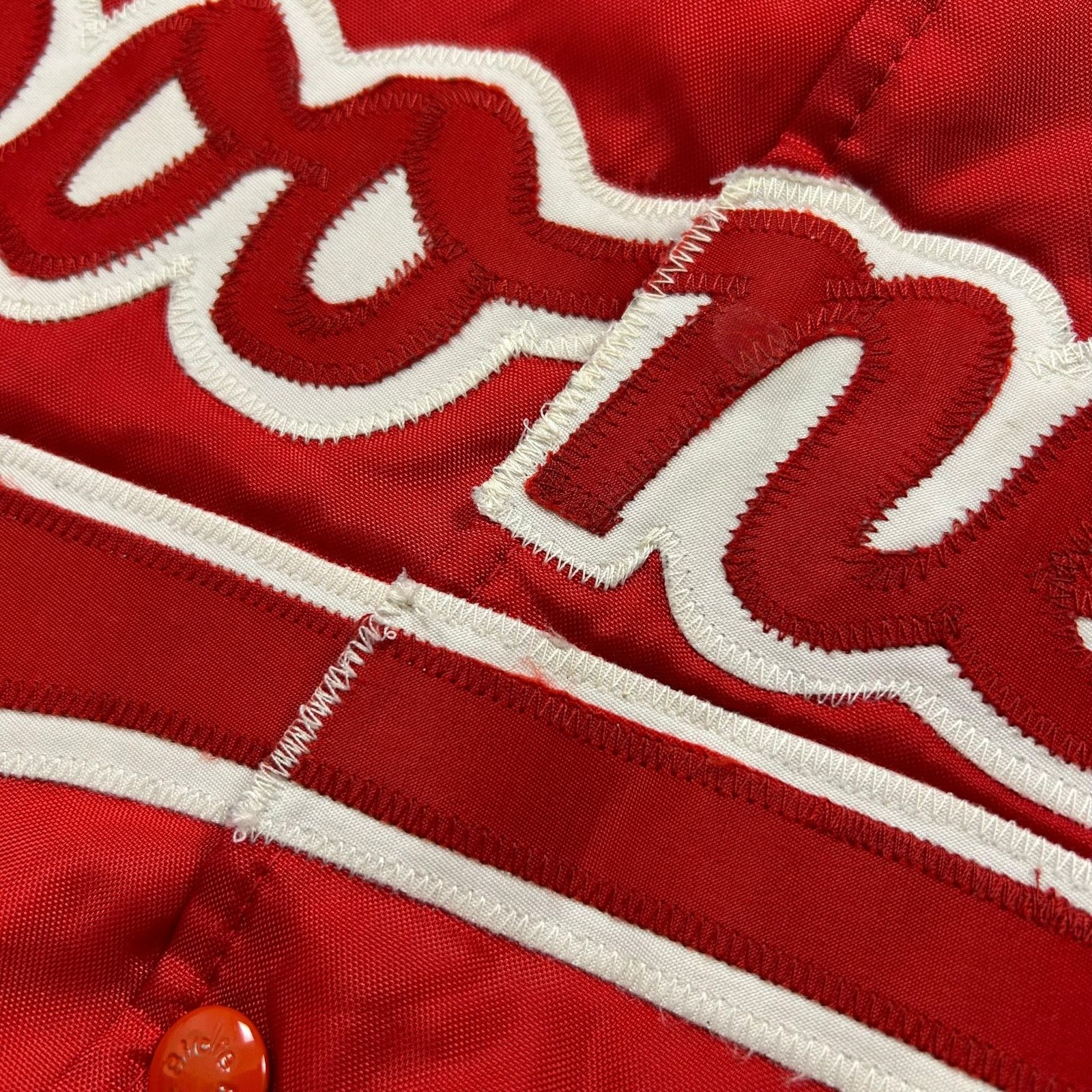 NCAA VTG 90S NCAA OKLAHOMA SOONERS BIRDIE SATIN BOMBER JACKET Size US L / EU 52-54 / 3 - 8 Thumbnail