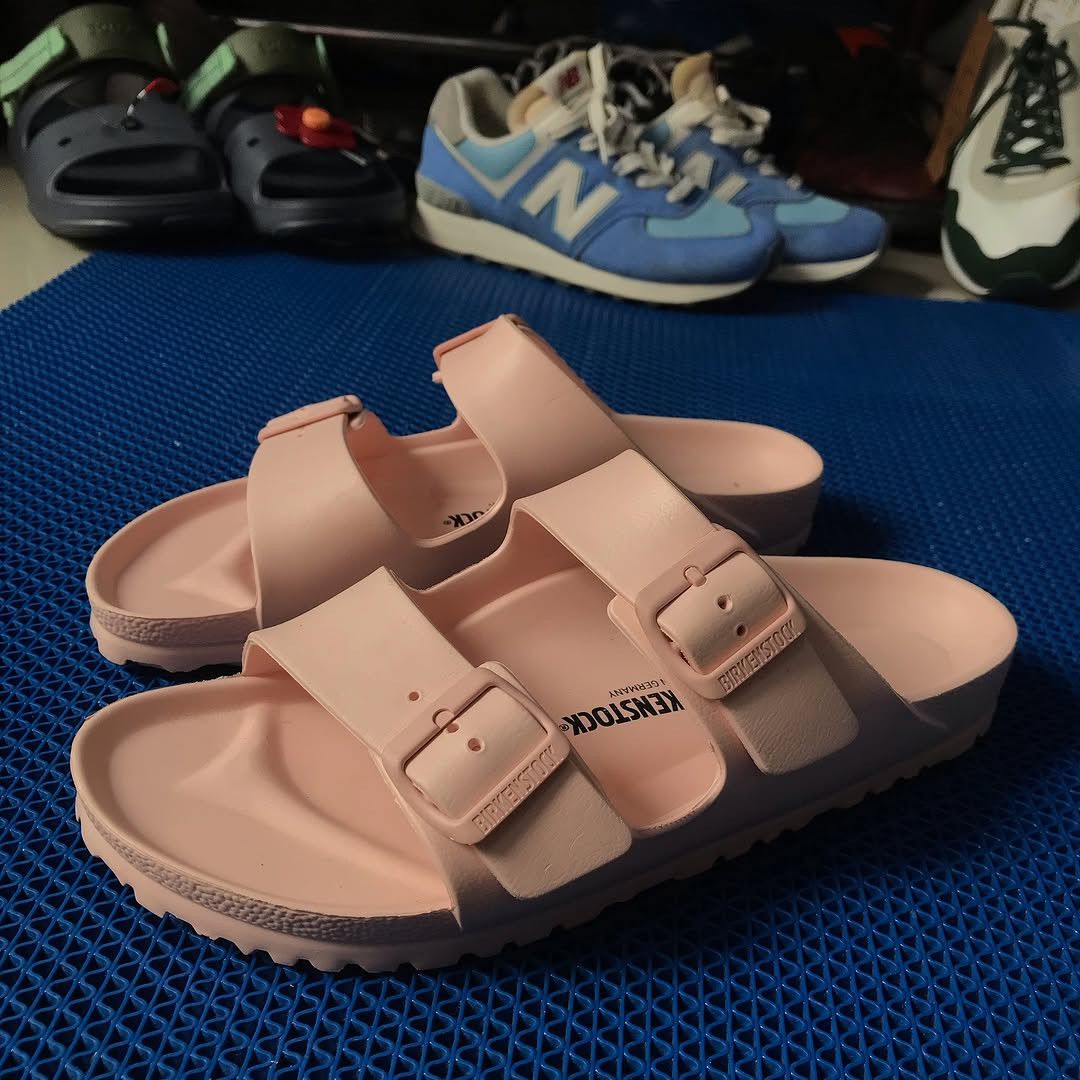 Birkenstock Birkenstock Arizona Eva Rubber Rose Reptil Peach colorway Size US 8 / EU 41 - 10 Thumbnail