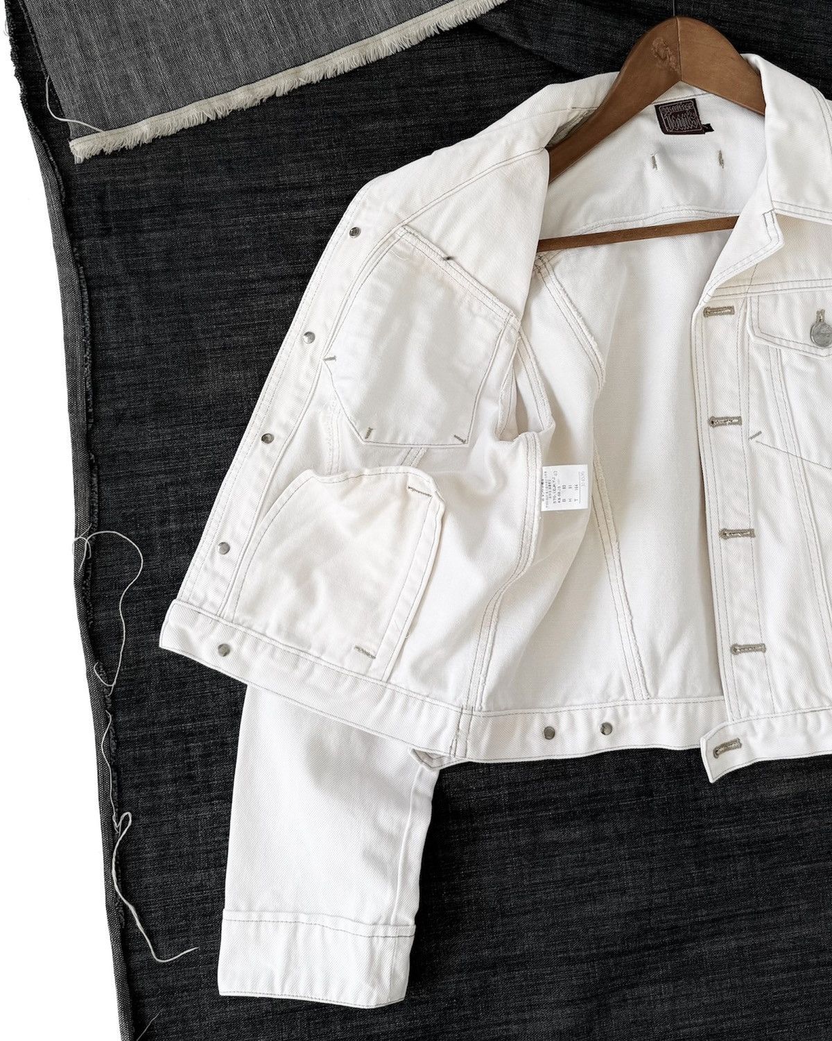 Jean Paul Gaultier VINTAGE90s JEAN PAUL GAULTIER OFF WHITE CROPPED DENIM JACKET Size S / US 4 / IT 40 - 4 Thumbnail