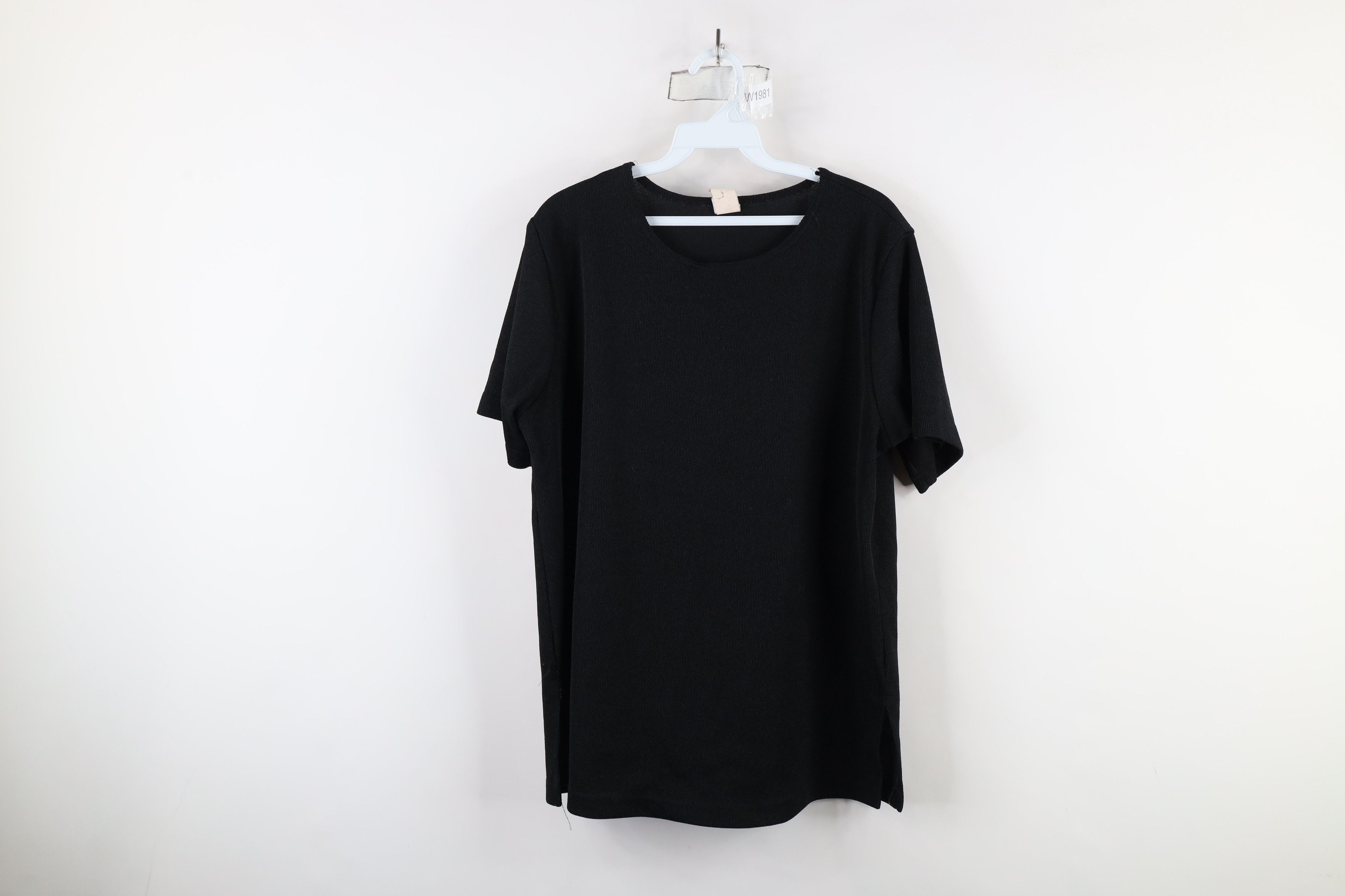 Vintage Vintage 90s Streetwear Knit Short Sleeve T-Shirt Black USA Size XXL / US 16-18 / IT 52-54 - 1 Thumbnail