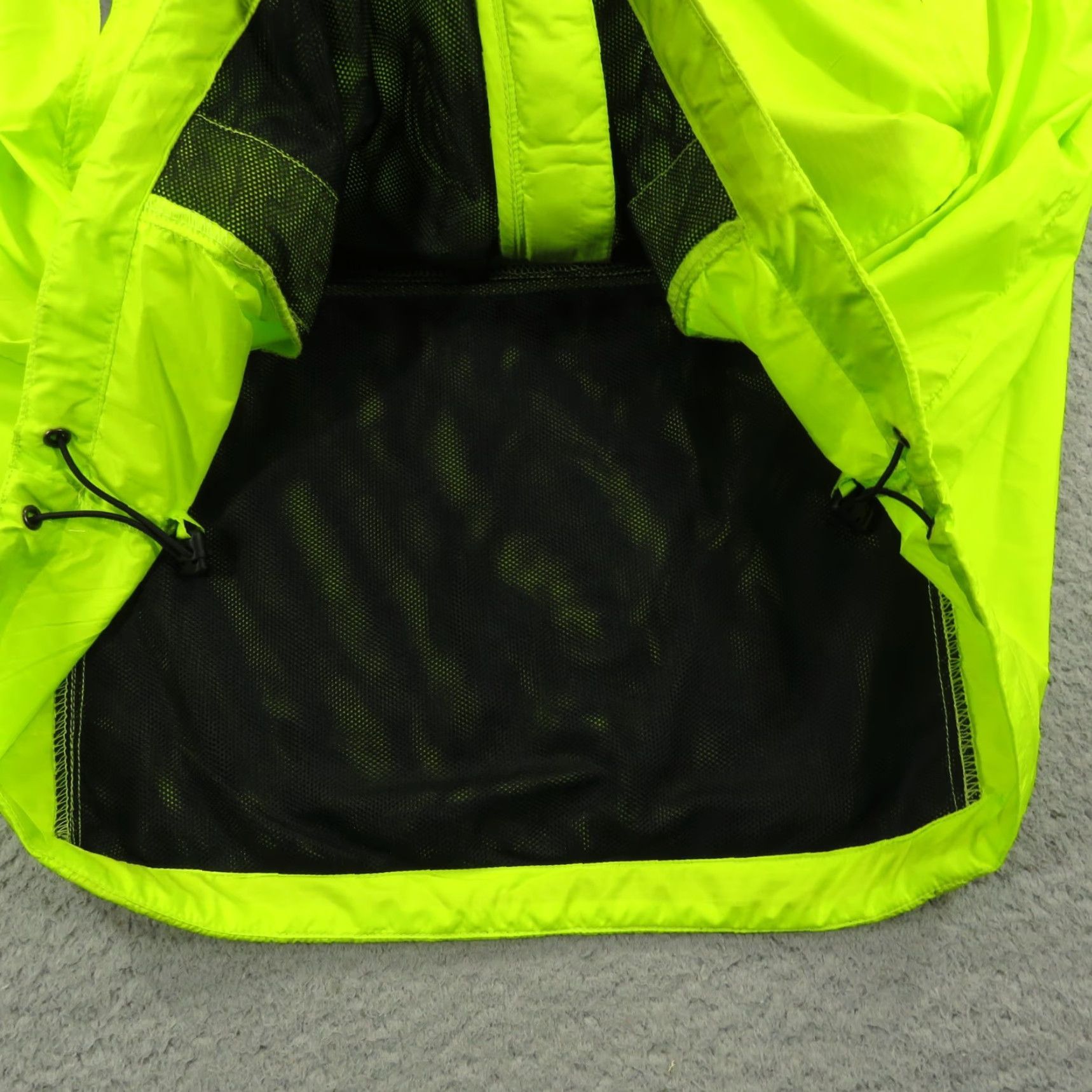 Asics ASICS Vest Mens XL New York City Marathon 2008 Runner Running High Vis HiViz Windbreaker Jacket Long Sleeve Zip Reflective Pockets Regular Size US XL / EU 56 / 4 - 7 Thumbnail
