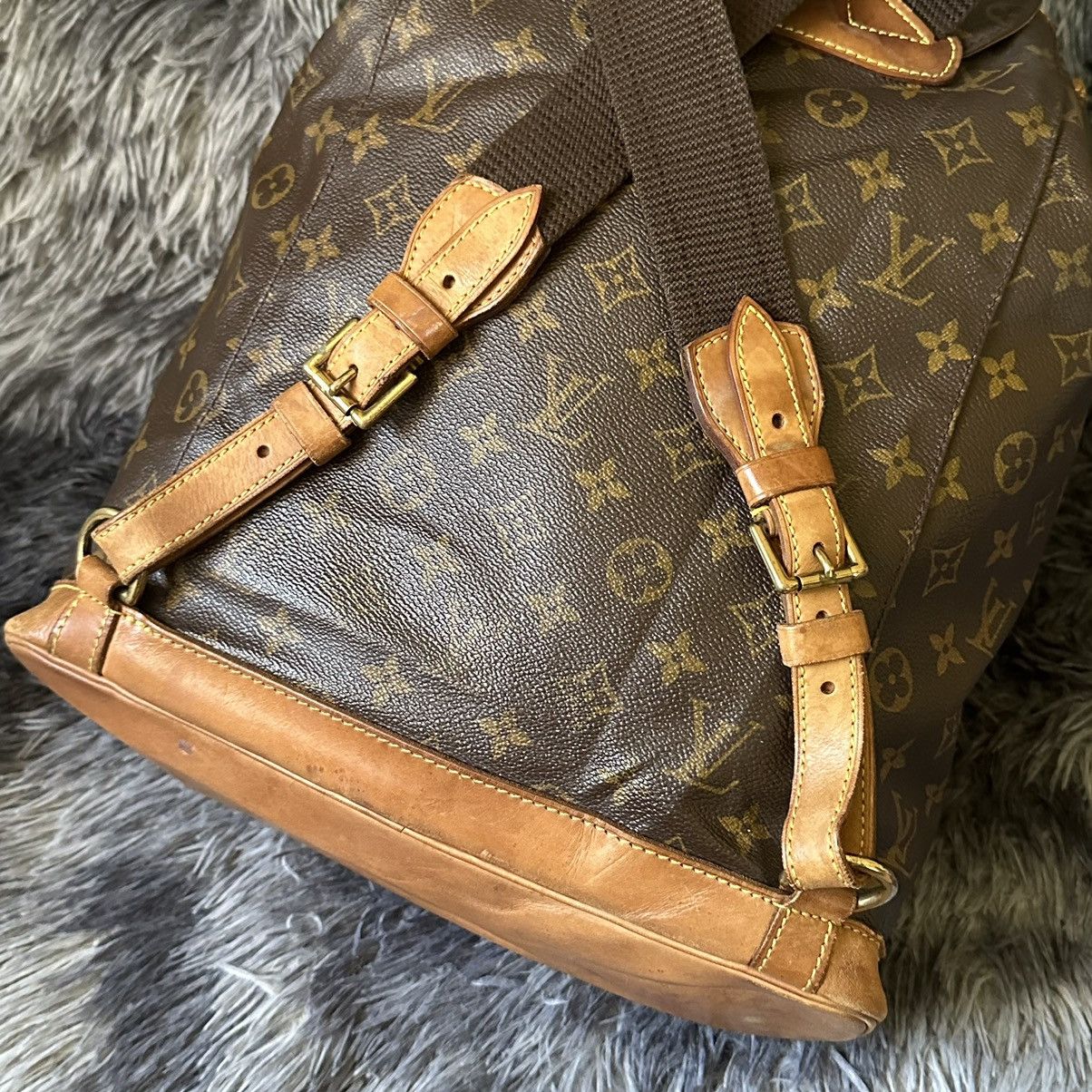 Louis Vuitton Louis Vuitton Montsouris GM Backpack Monogram Canvas Size ONE SIZE - 13 Thumbnail
