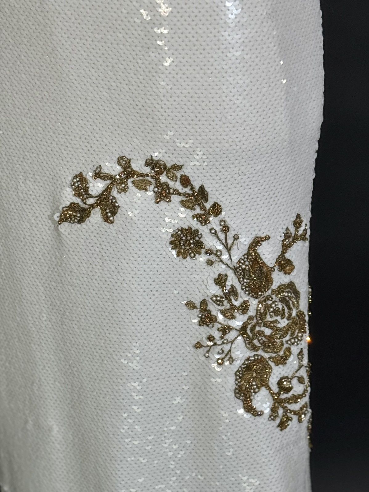 Monique Lhuillier Brand New Monique Lhuillier Embroidered Sequin Column Gown Size M / US 6-8 / IT 42-44 - 5 Thumbnail