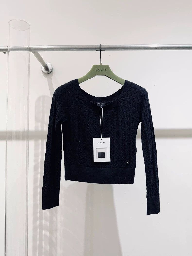 Chanel Chanel Black Off-Shoulder Sweater with Tag- DMC Size US S / EU 44-46 / 1 - 1 Thumbnail