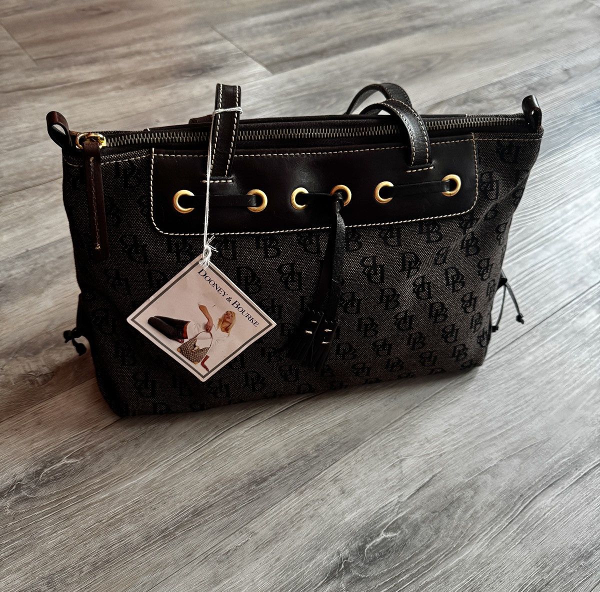 Dooney & Bourke Dooney & Burke Purse Size ONE SIZE - 2 Thumbnail