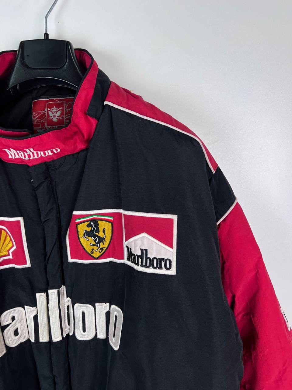 Ferrari Ferrari Marlboro Vodafone jacket size XL Size US XL / EU 56 / 4 - 11 Thumbnail