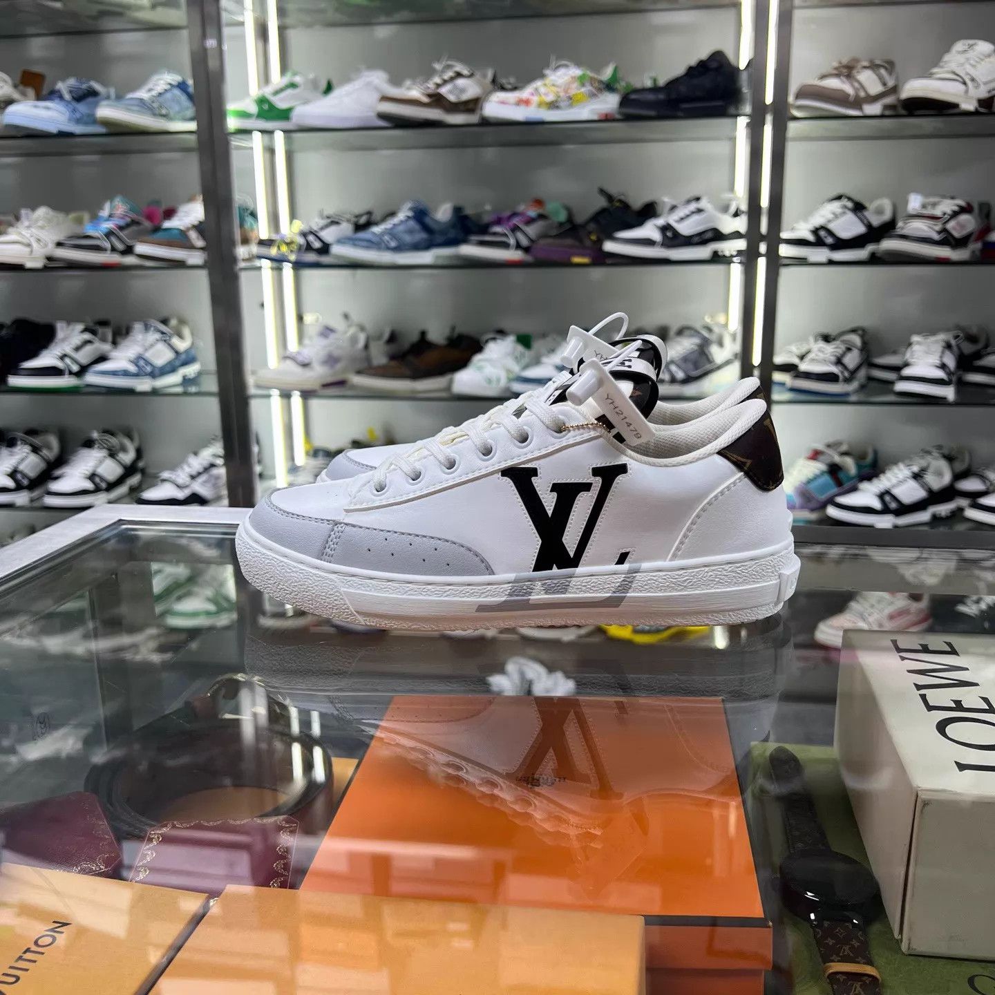 Louis Vuitton LV Charlie B&W Colorblock Sneaker 36 EU YH21479 Size US 5.5 / IT 35.5 - 3 Thumbnail