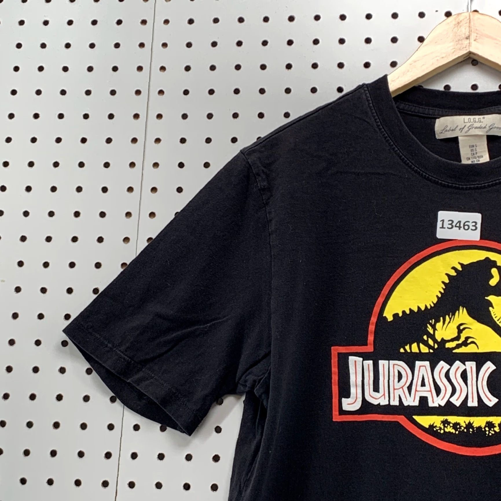 H&M Jurassic Park Movie Shirt Black Mens Small H&M Brand Short Sleeve T-Shirt Graphic Tee Unisex Adults Movie Theme Mens Size US S / EU 44-46 / 1 - 4 Thumbnail