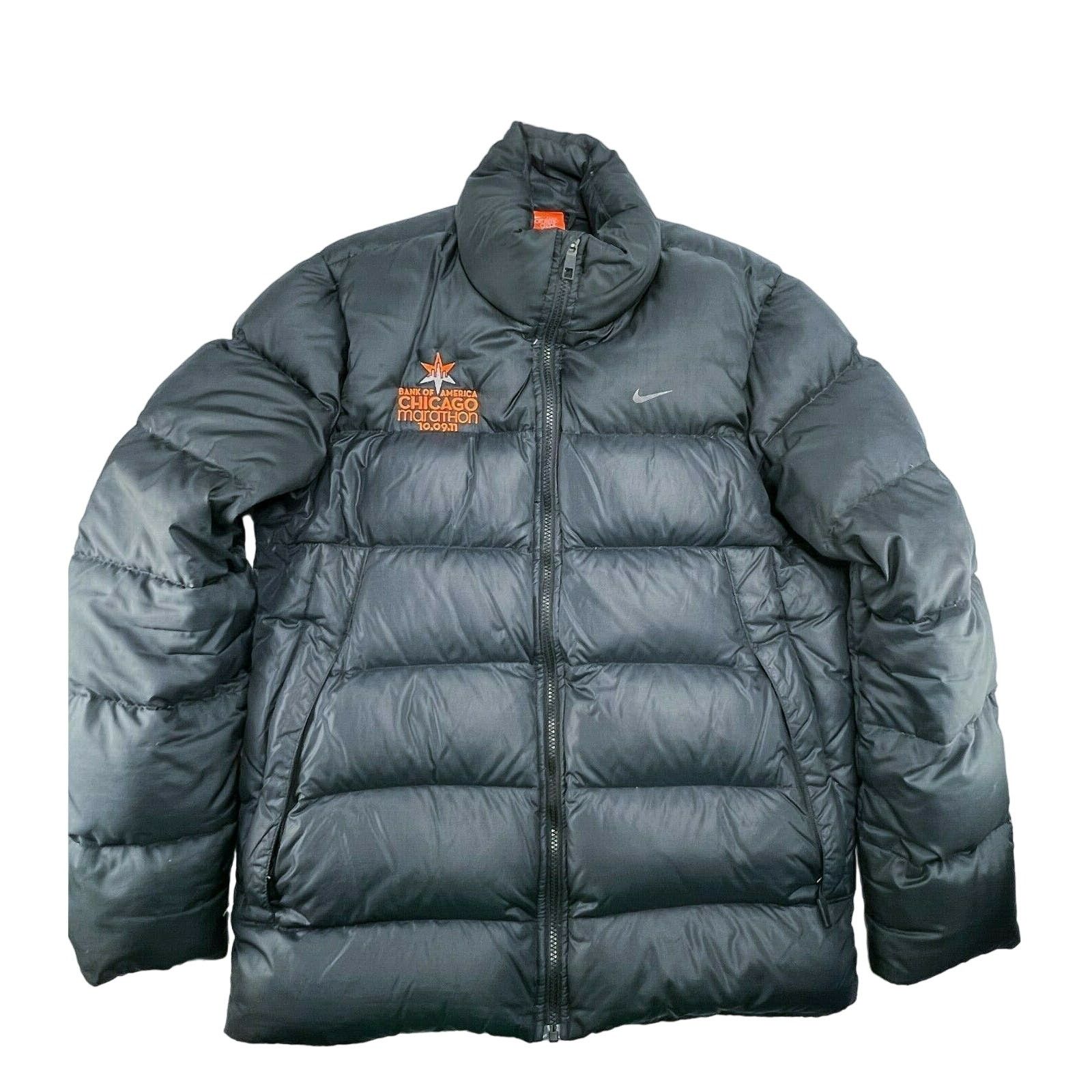 Nike Nike Basic 550 Down Puffer Jacket Chicago Marathon RARE sz M Size US M / EU 48-50 / 2 - 1 Thumbnail