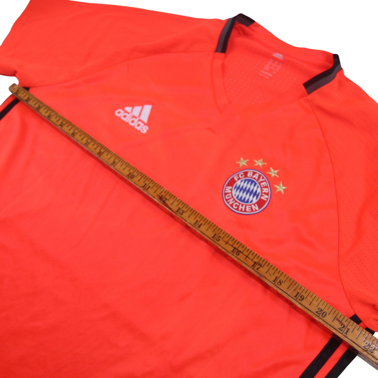 Adidas 2016 Adidas F.C. Bayern Munchen Soccer Jersey Size US XL / EU 56 / 4 - 6 Thumbnail